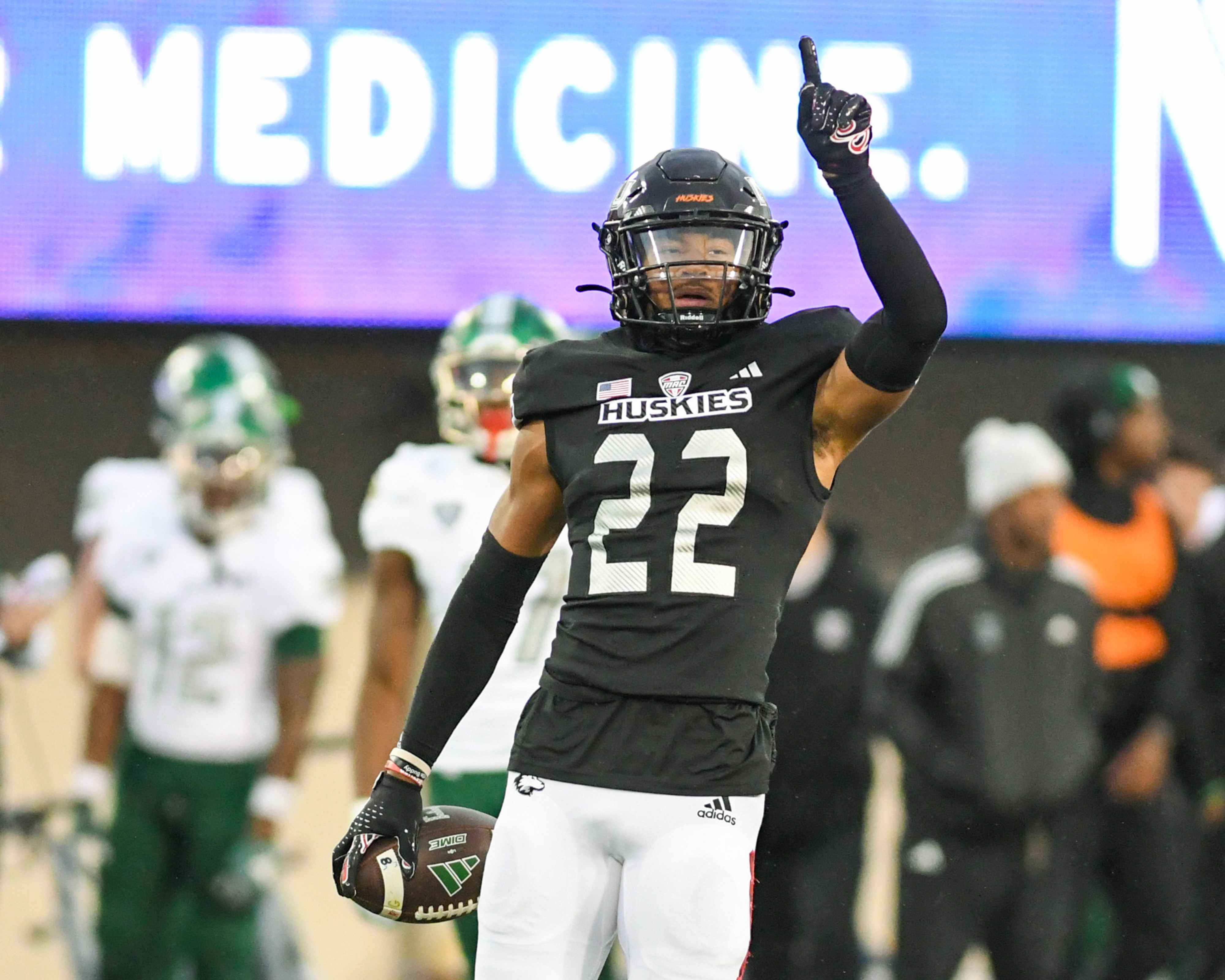 Football Falls at Northern Illinois, 20-13 - Eastern Michigan