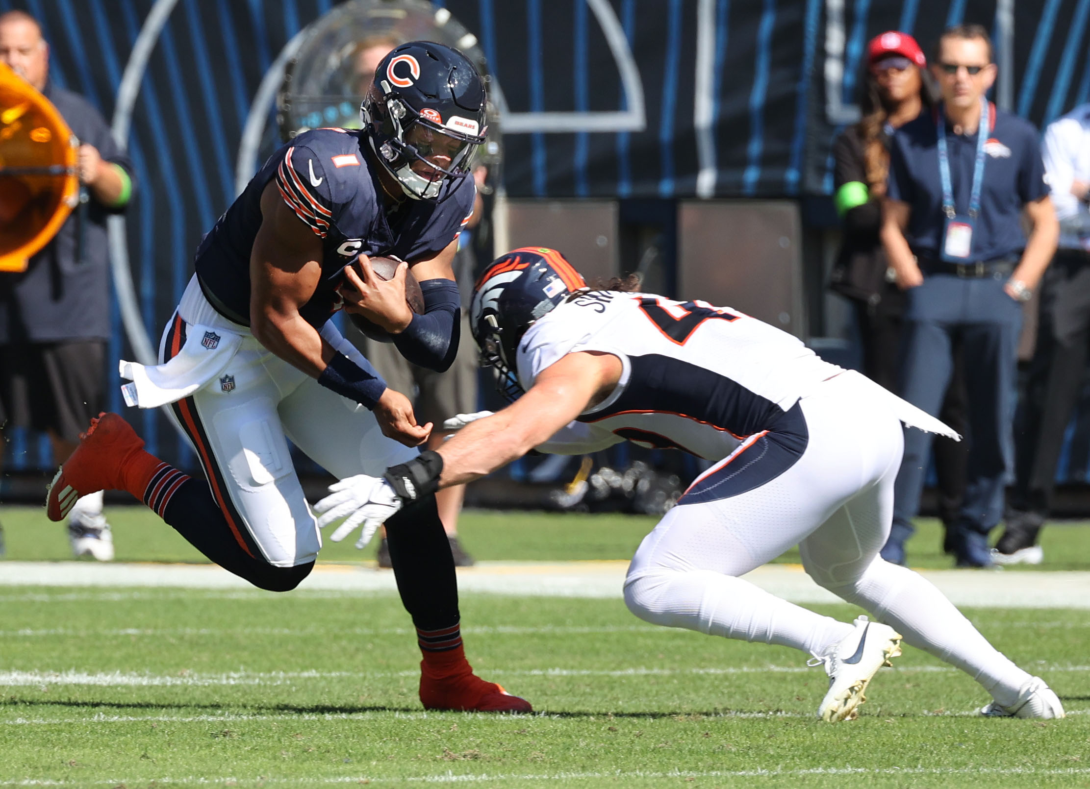 Chicago Bears vs. Denver Broncos Tickets Sun, Oct 1, 2023 12:00 pm at  Soldier Field in Chicago, IL