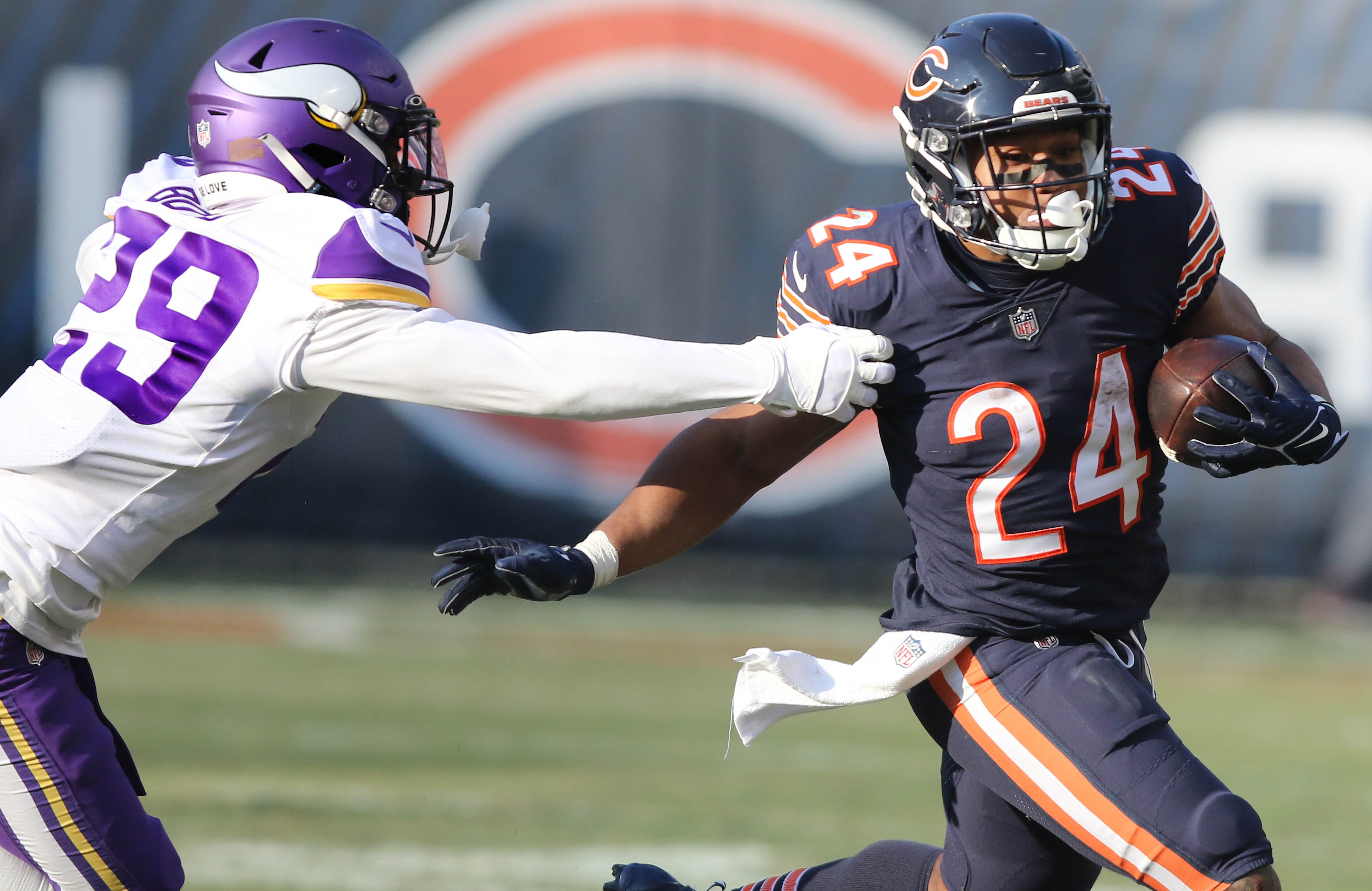 Bears RB Khalil Herbert has career day after David Montgomery's exit -  Chicago Sun-Times