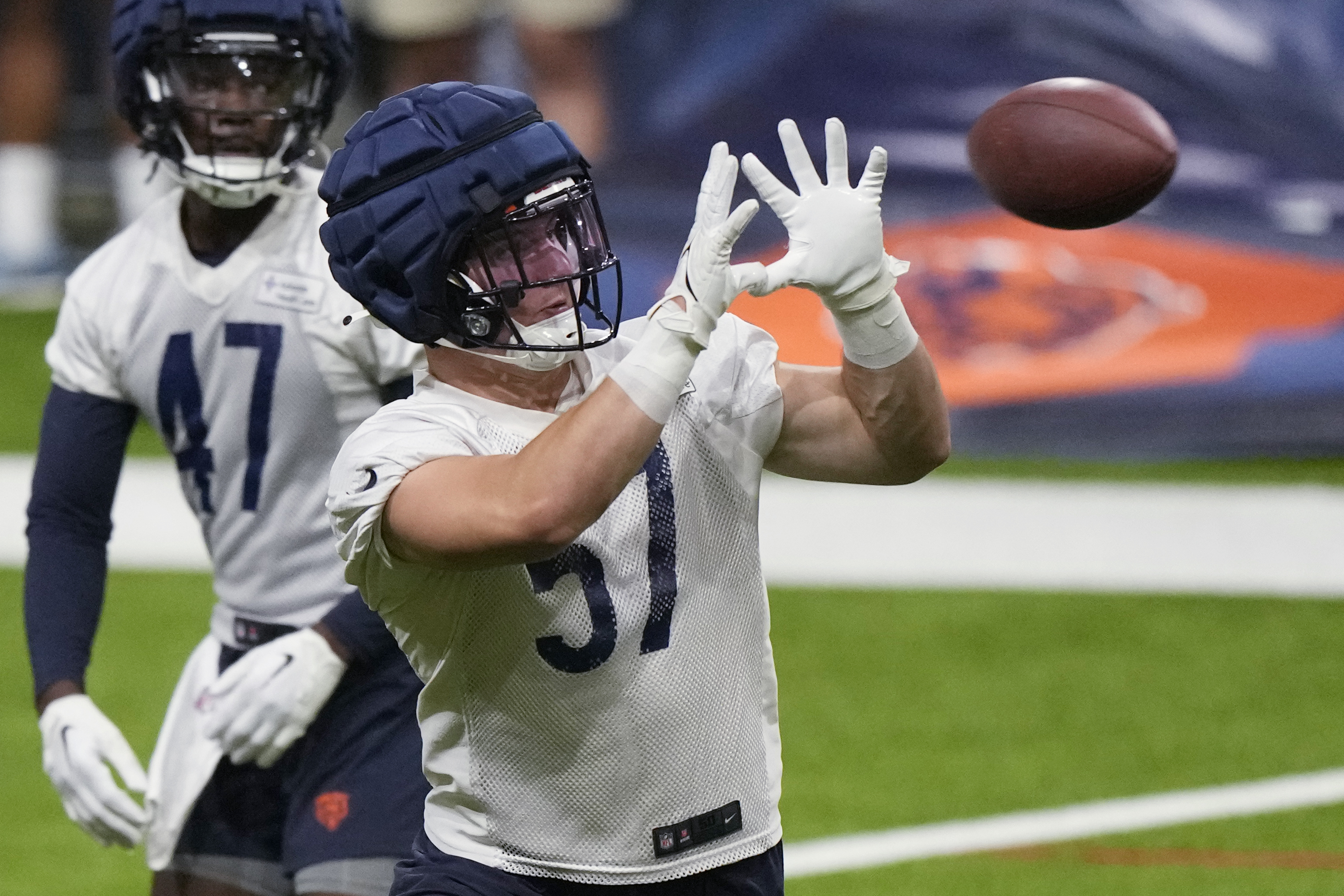 Reunited again, Chicago Bears linebackers Jack Sanborn, T.J. Edwards begin  new chapter together – Shaw Local