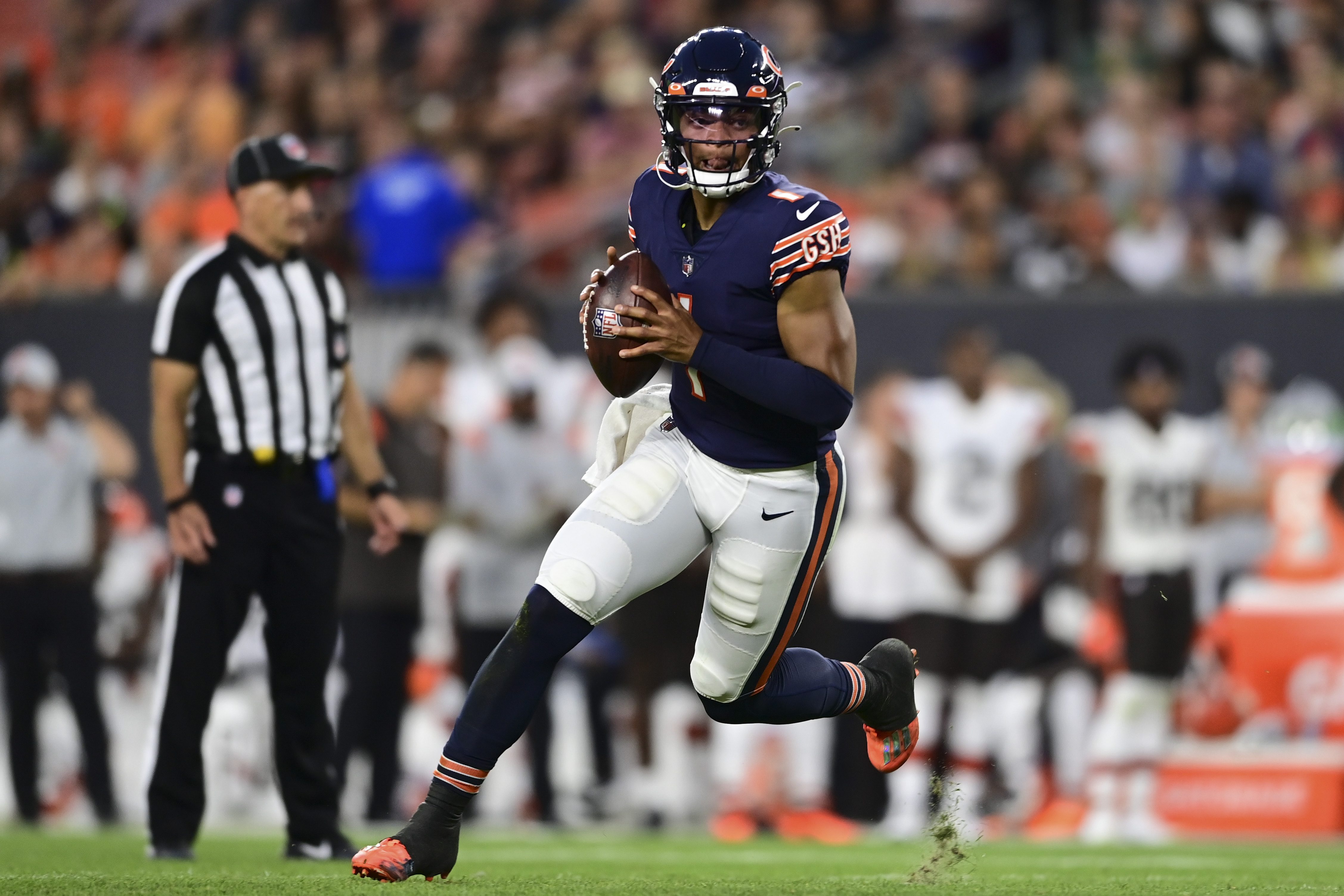 Chicago Bears name 4 captains for 2022 season, 1 honorary captain