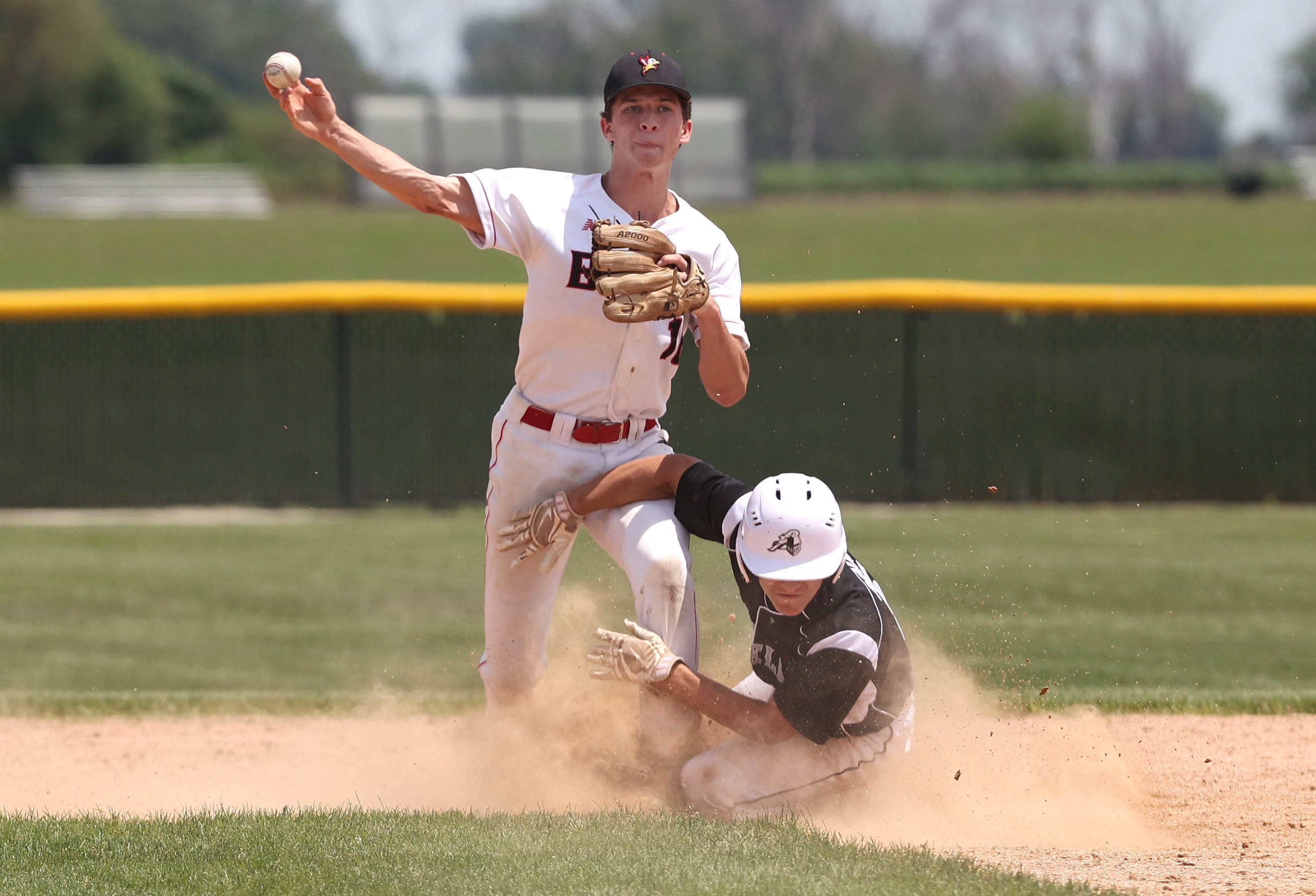 Tyler Conklin's gem gives Kaneland 1-0 win, split with Sycamore – Shaw Local