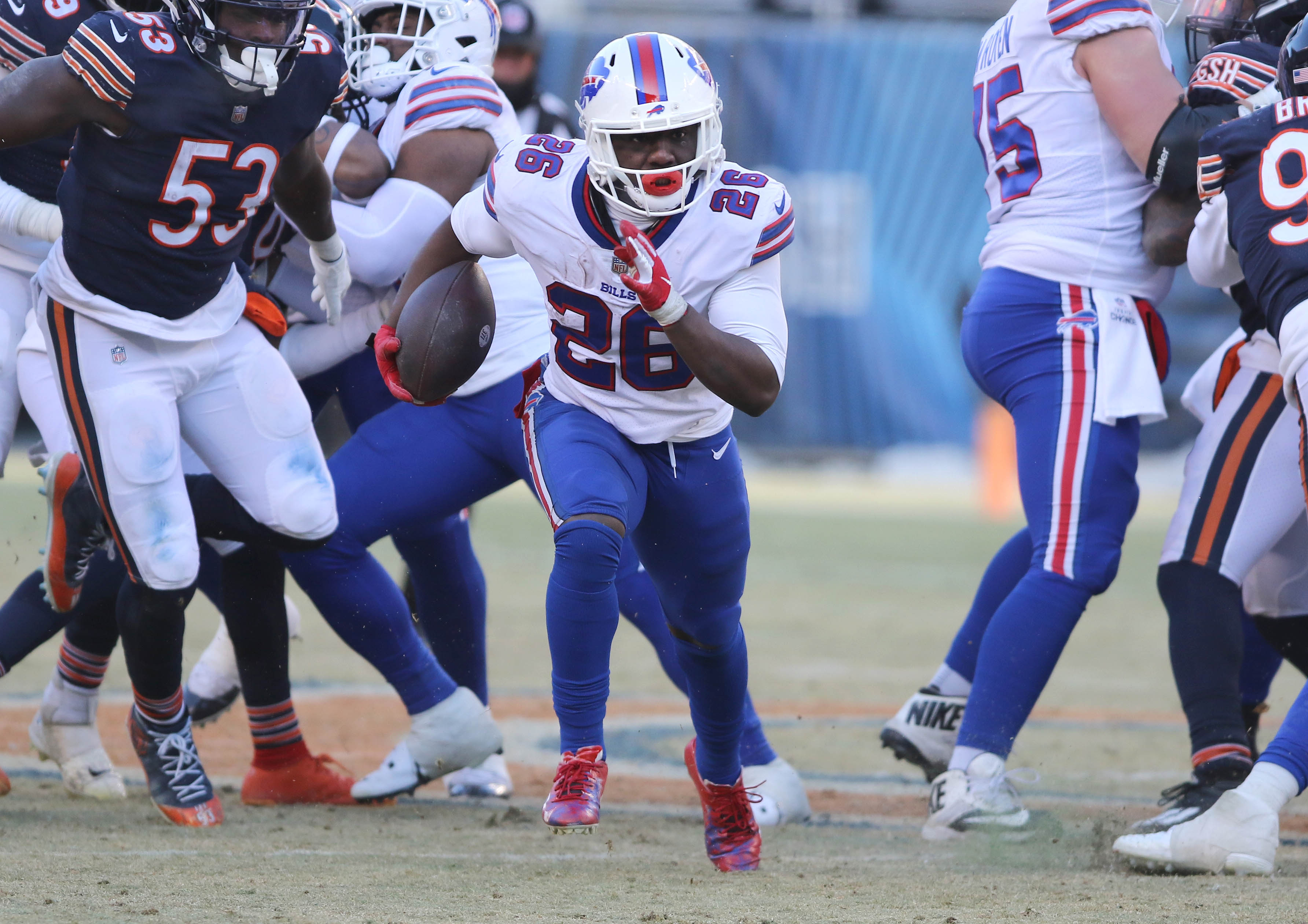 Singletary, Cook lead way as Bills beat Bears for AFC East