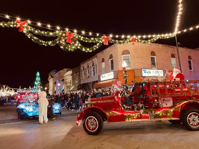 The Pike Lake Festival of Lights