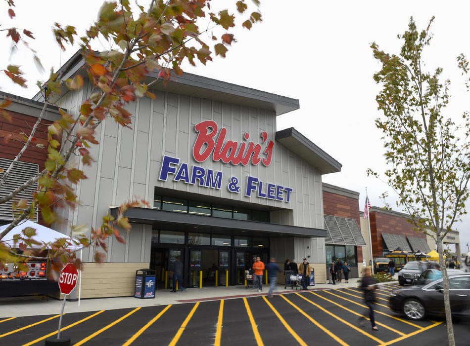 Chicago Bears at Blain's Farm & Fleet