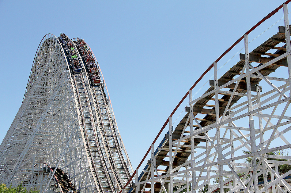 Six Flags Great America wooden roller coasters American Eagle