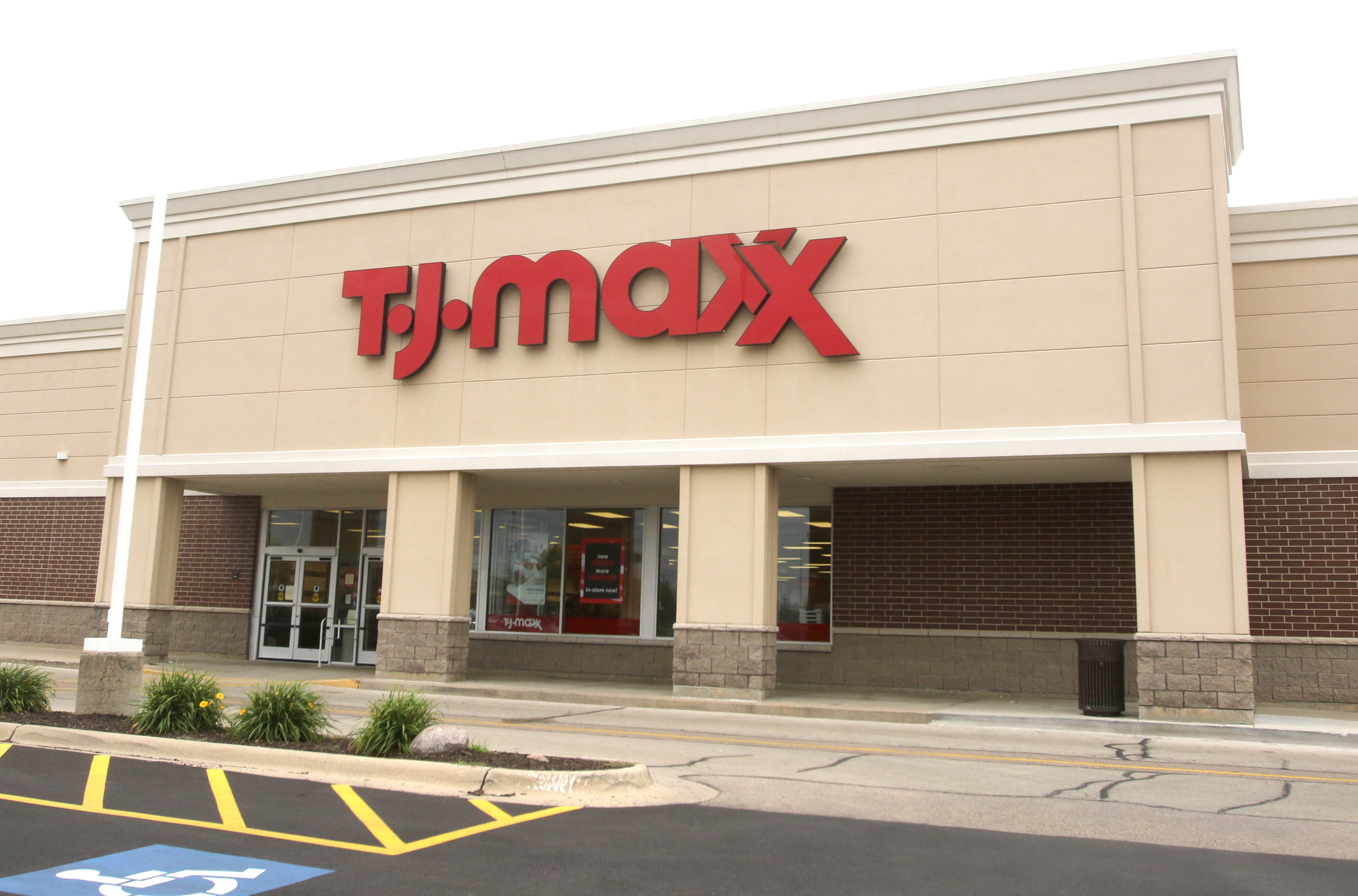 TJ MAXX  29 Photos & 26 Reviews - 2900 S Claiborne Ave, New