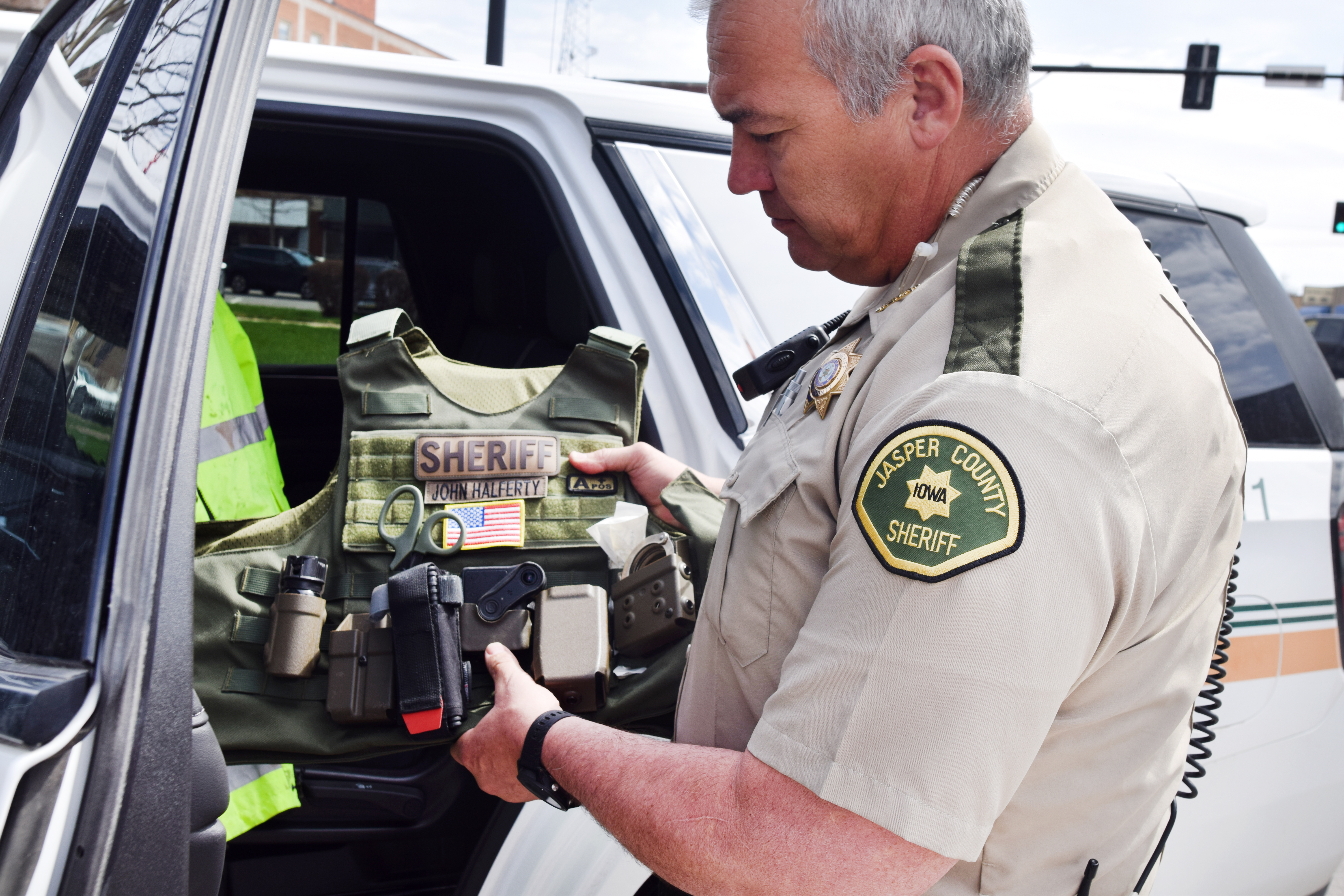 Sheriff's office to receive updated body and car cameras – Newton Daily News