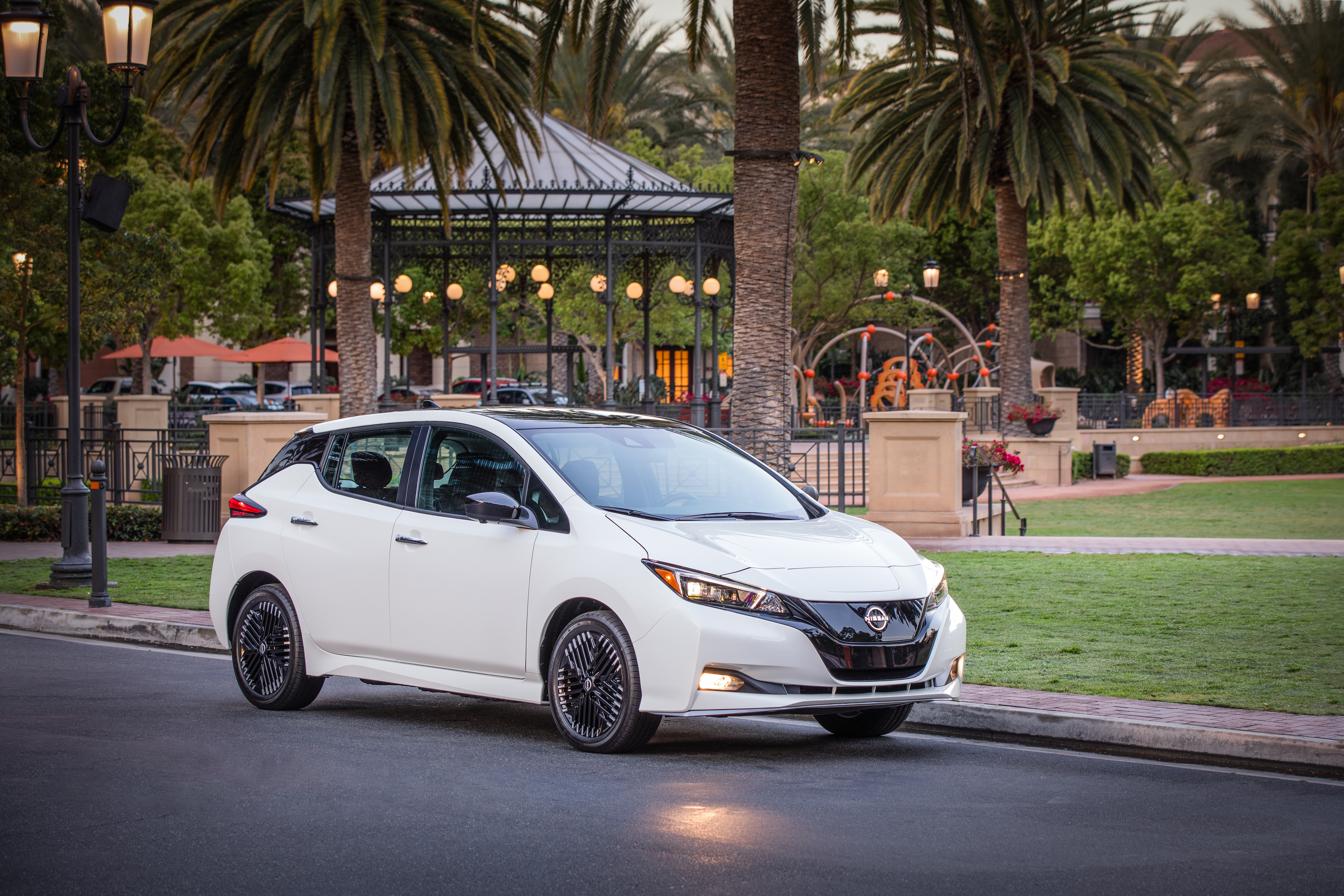 nissan leaf 160kw range