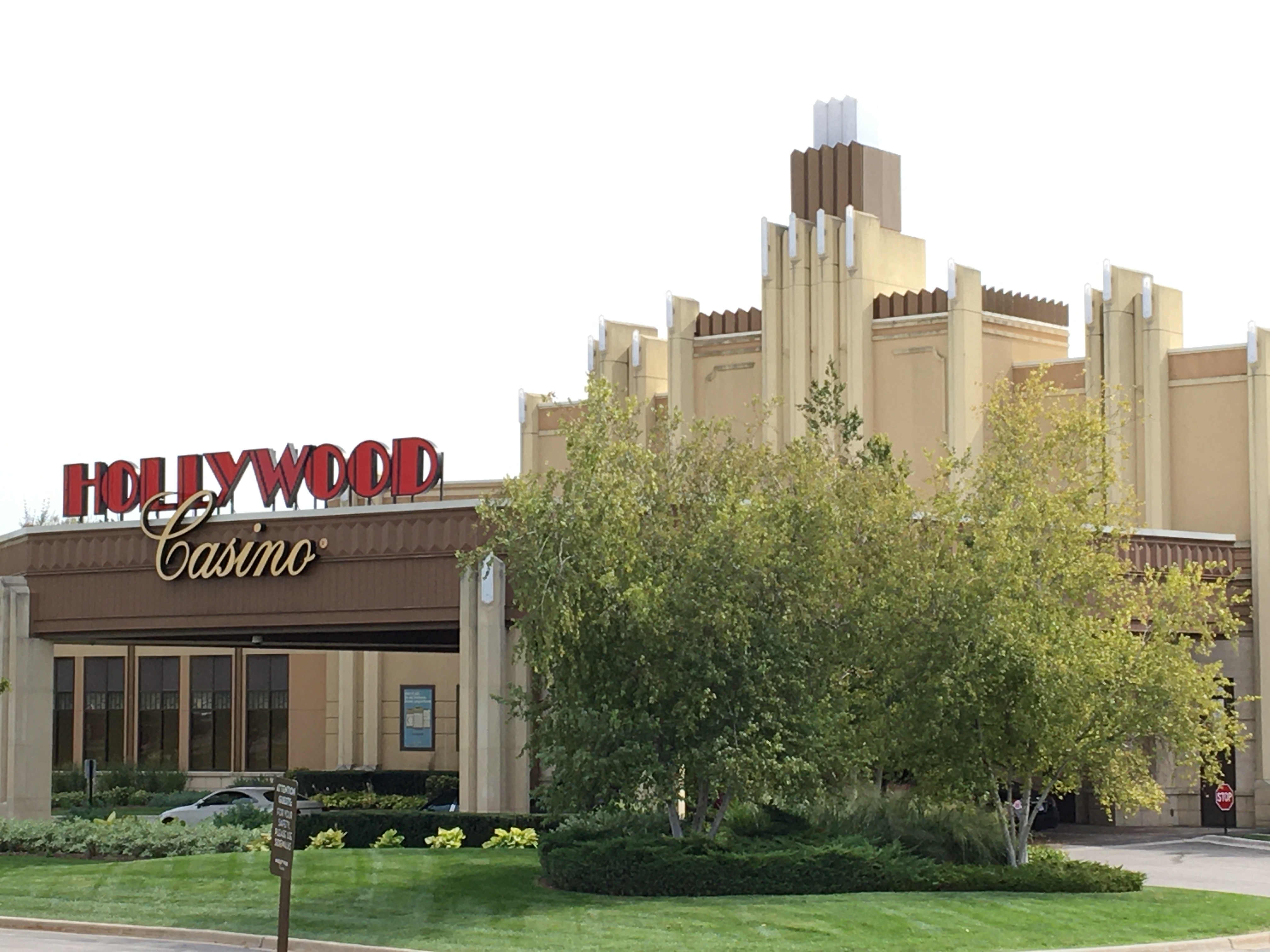 12 Questions Answered About online casino