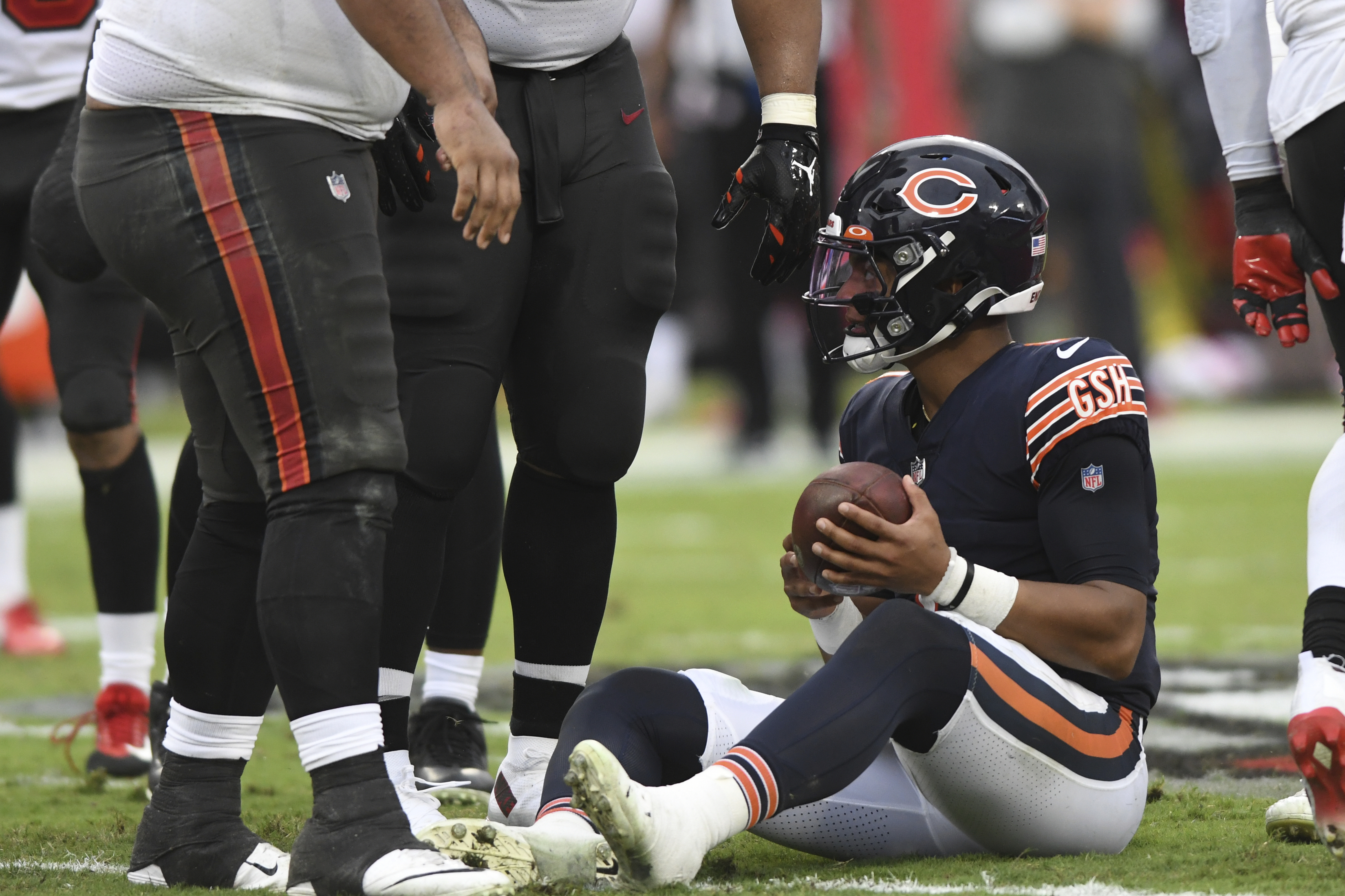 Bears no match for Super Bowl champ Bucs in 38-3 loss