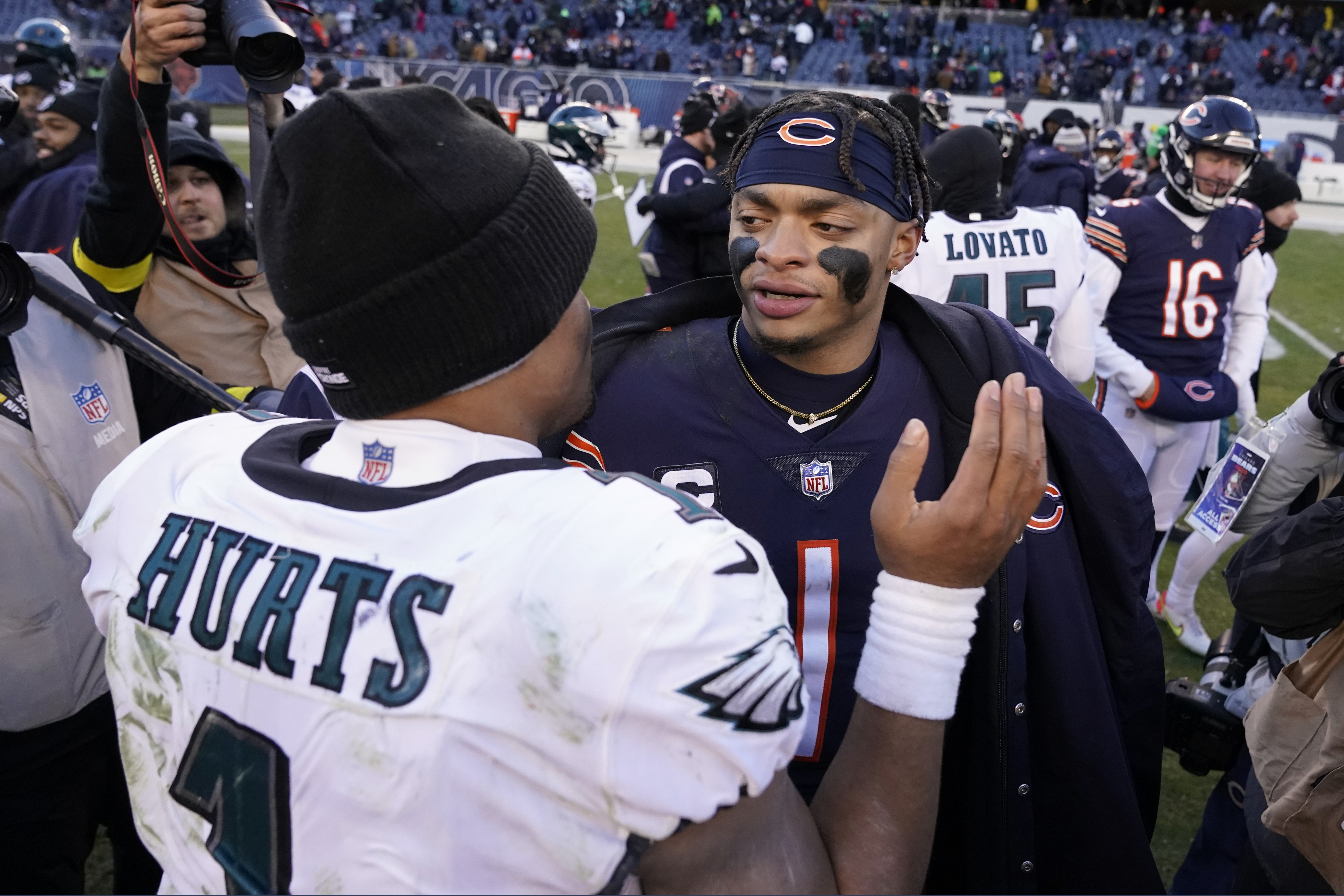 Bears QB Justin Fields fourth in NFL jersey sales since Aug. 1, ahead of  Patrick Mahomes - Chicago Sun-Times