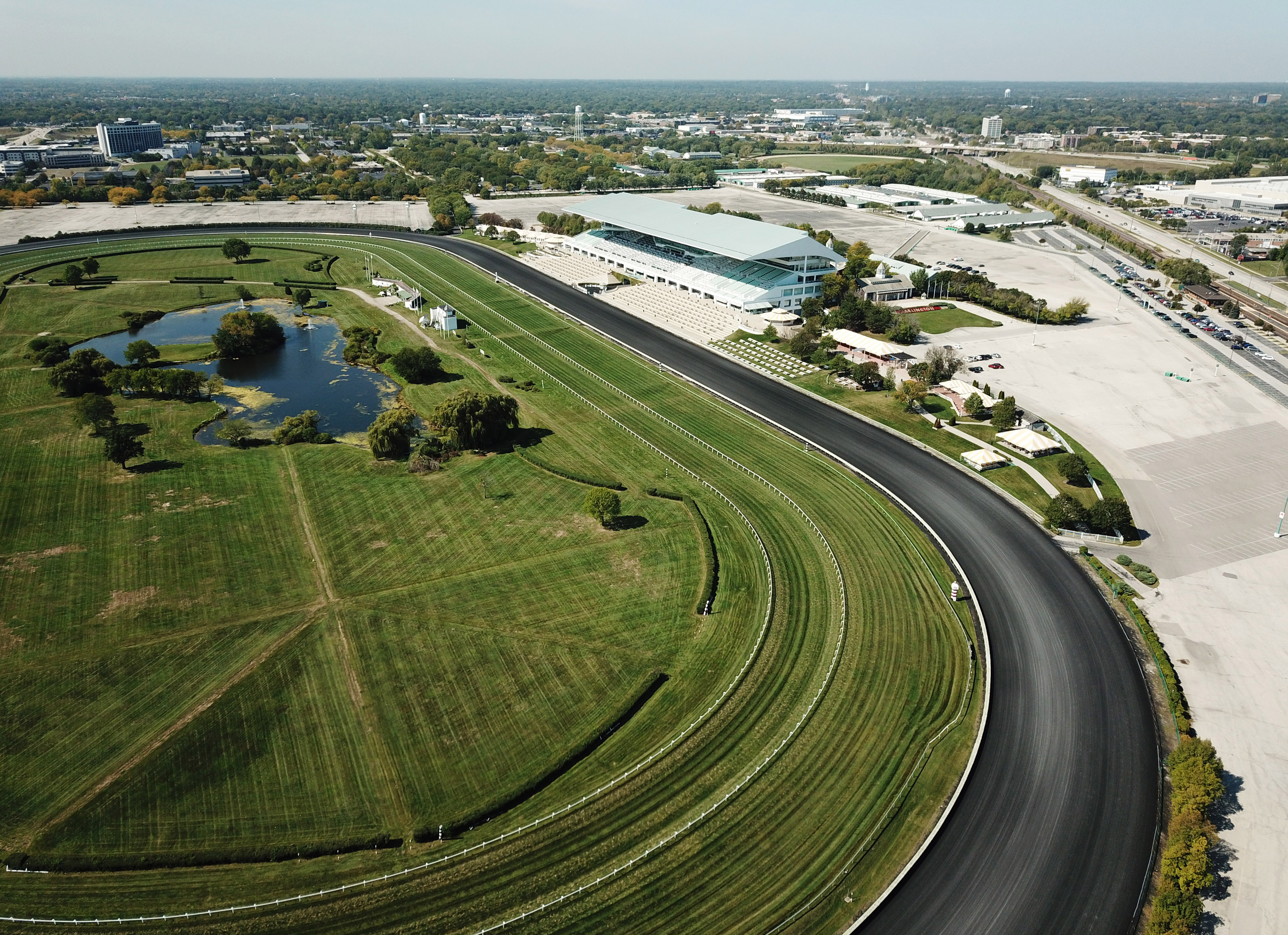 Chicago Bears To Begin Tearing Down Grandstand of Former Horseracing Track