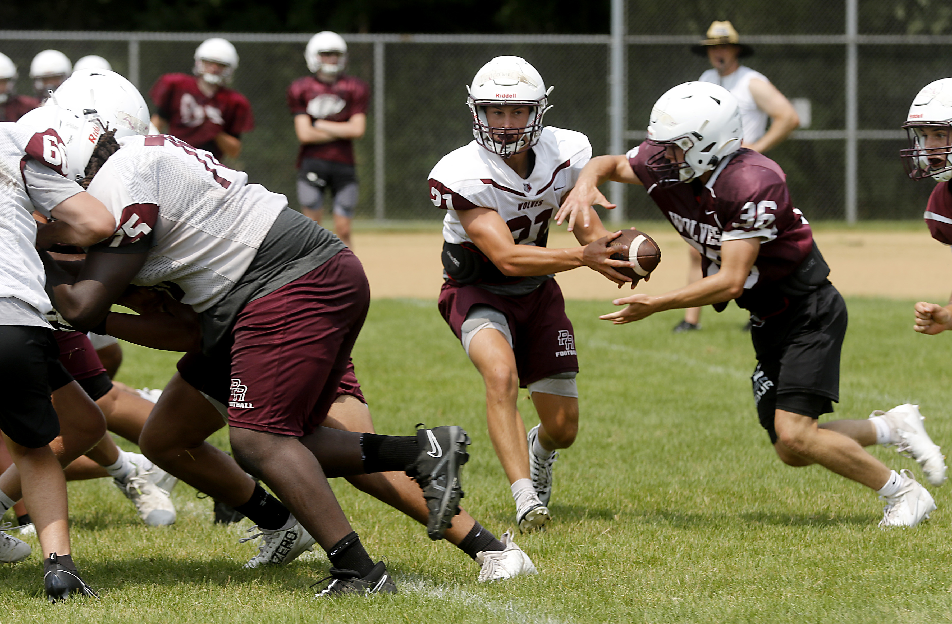 Prairie Ridge's Joseph Vanderwiel prepared to take over at quarterback –  Shaw Local