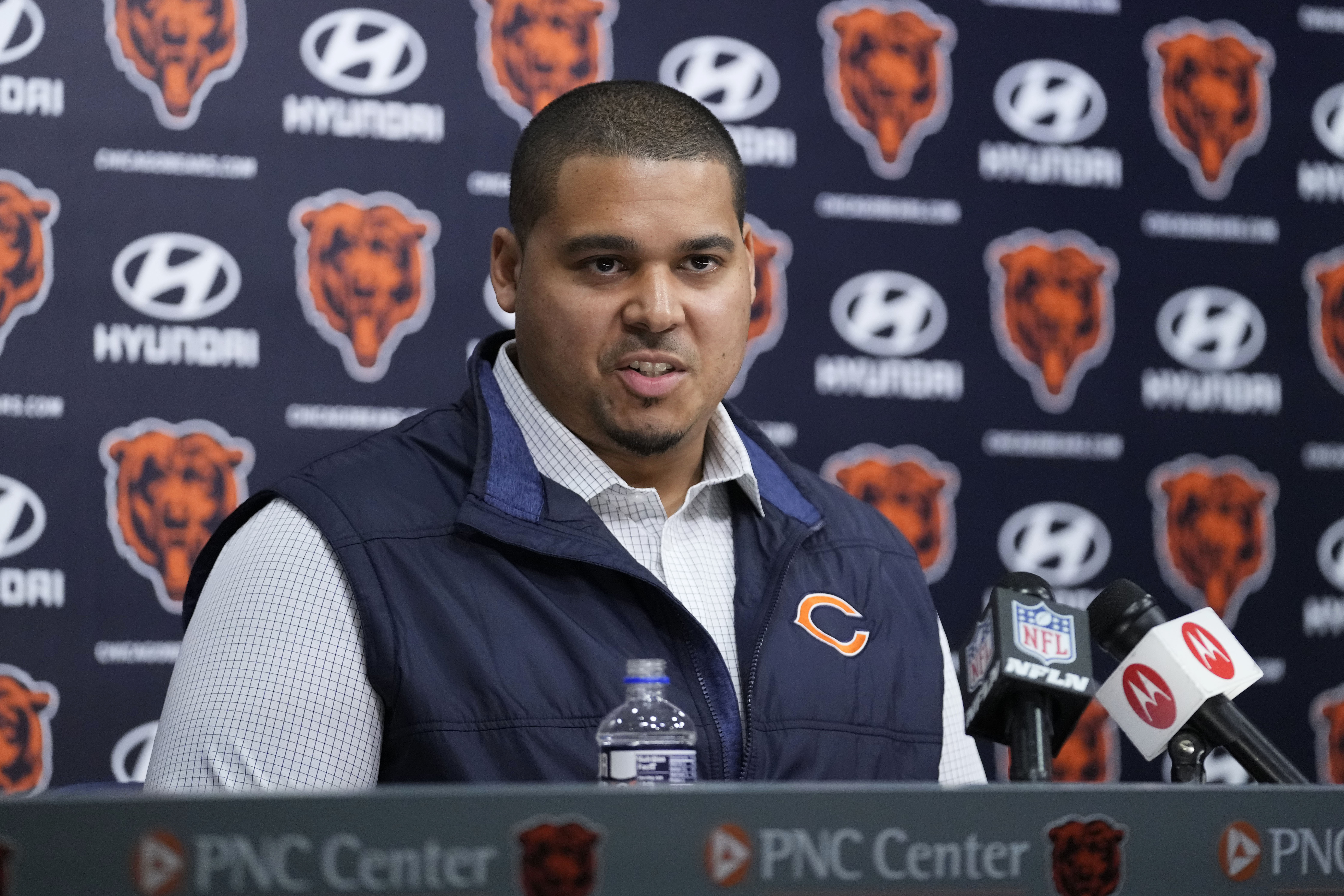 Even with huge decisions coming up, GM Ryan Poles has Bears in win-win  situation - Chicago Sun-Times