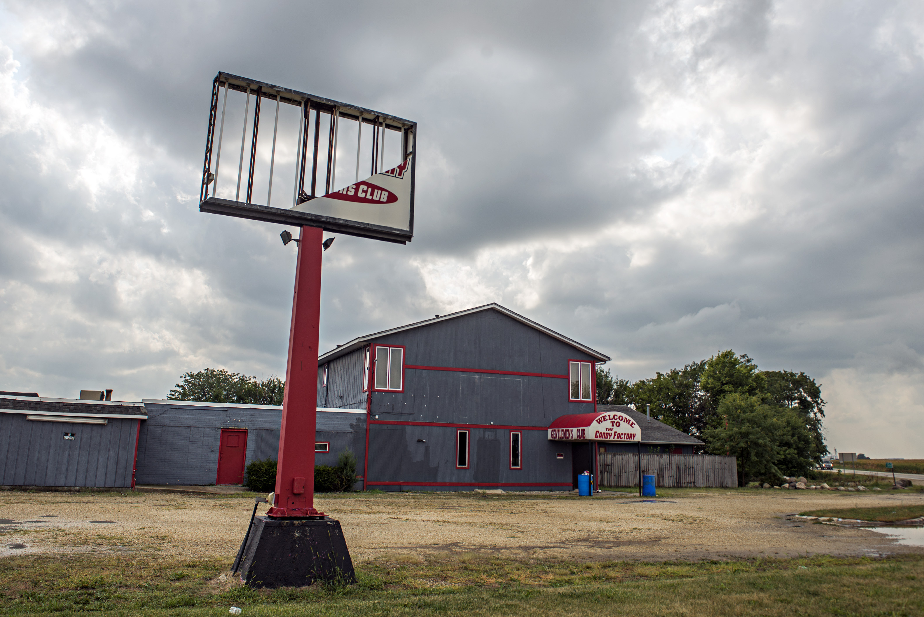 New owner looks to revive Lee County strip club – Shaw Local