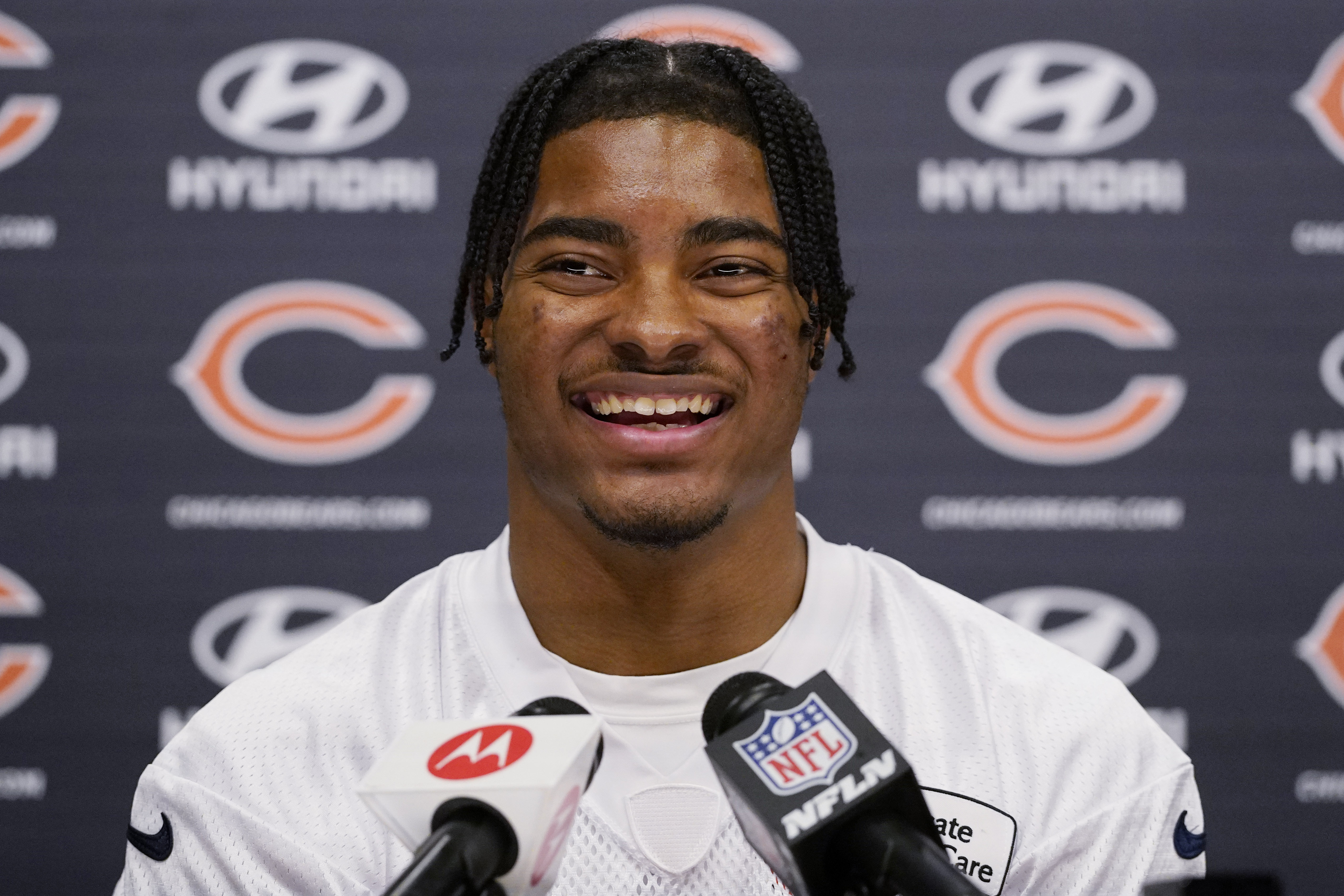 Chicago Bears draft 2022: Kyler Gordon, Jaquan Brisker picked in 2nd round,  Velus Jones Jr in 3rd - ABC7 Chicago