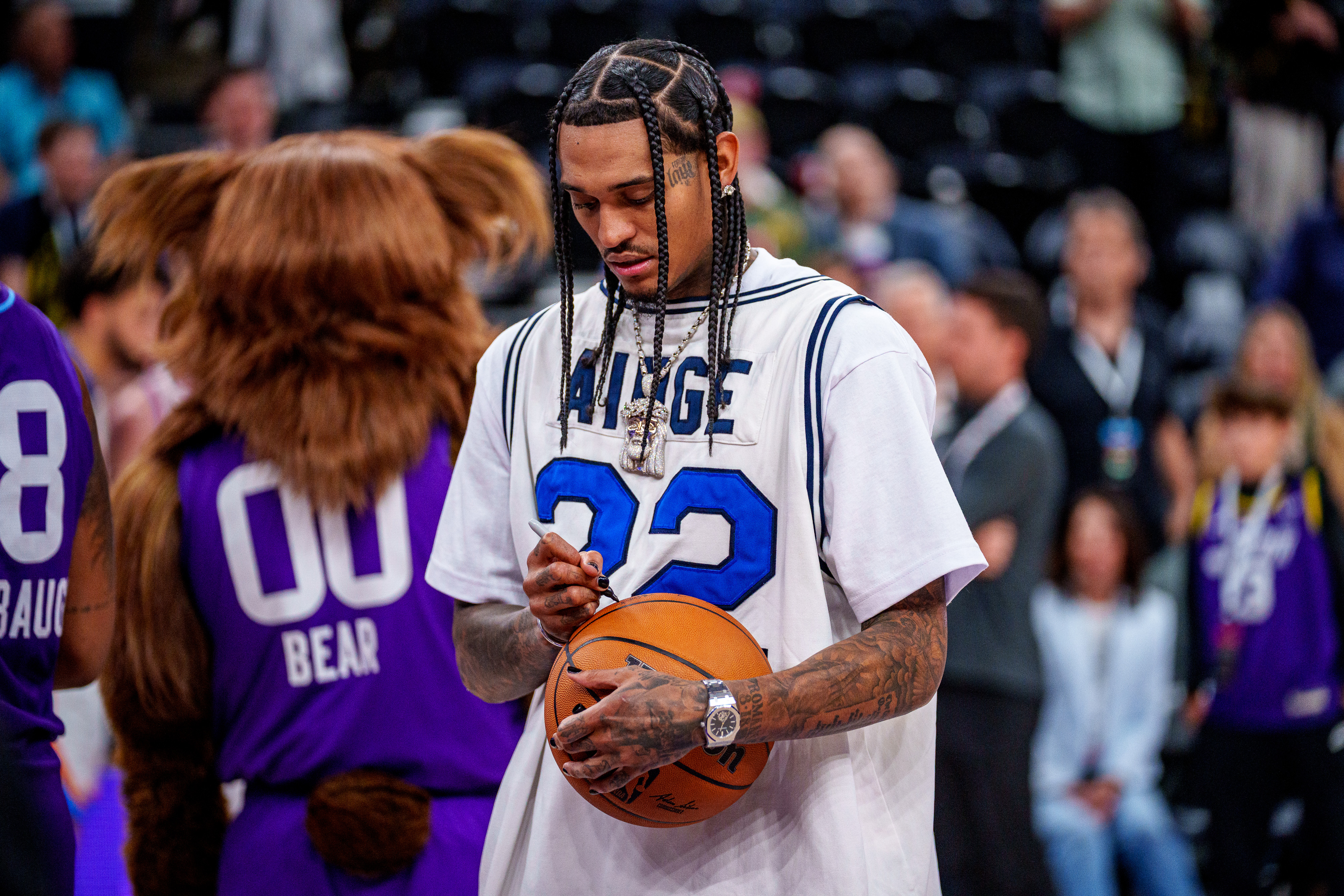 Utah Jazz buy out guard Jordan Clarkson ahead of NBA Free Agency