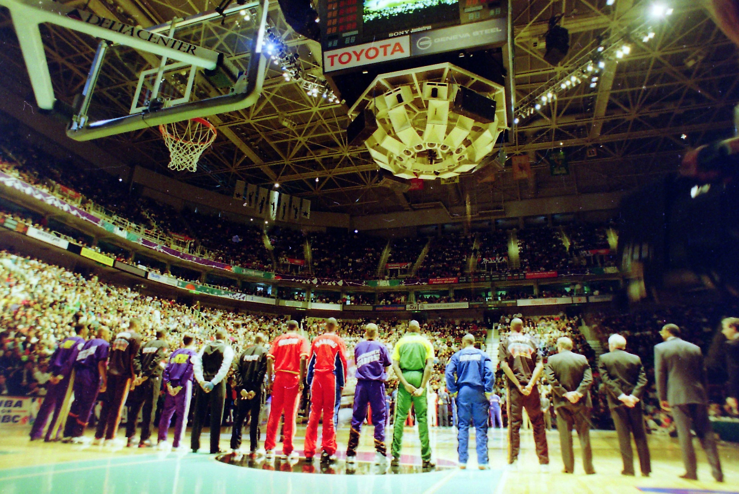 Photos: A look back at the 1993 NBA All-Star Game in Salt Lake City - Axios  Salt Lake City