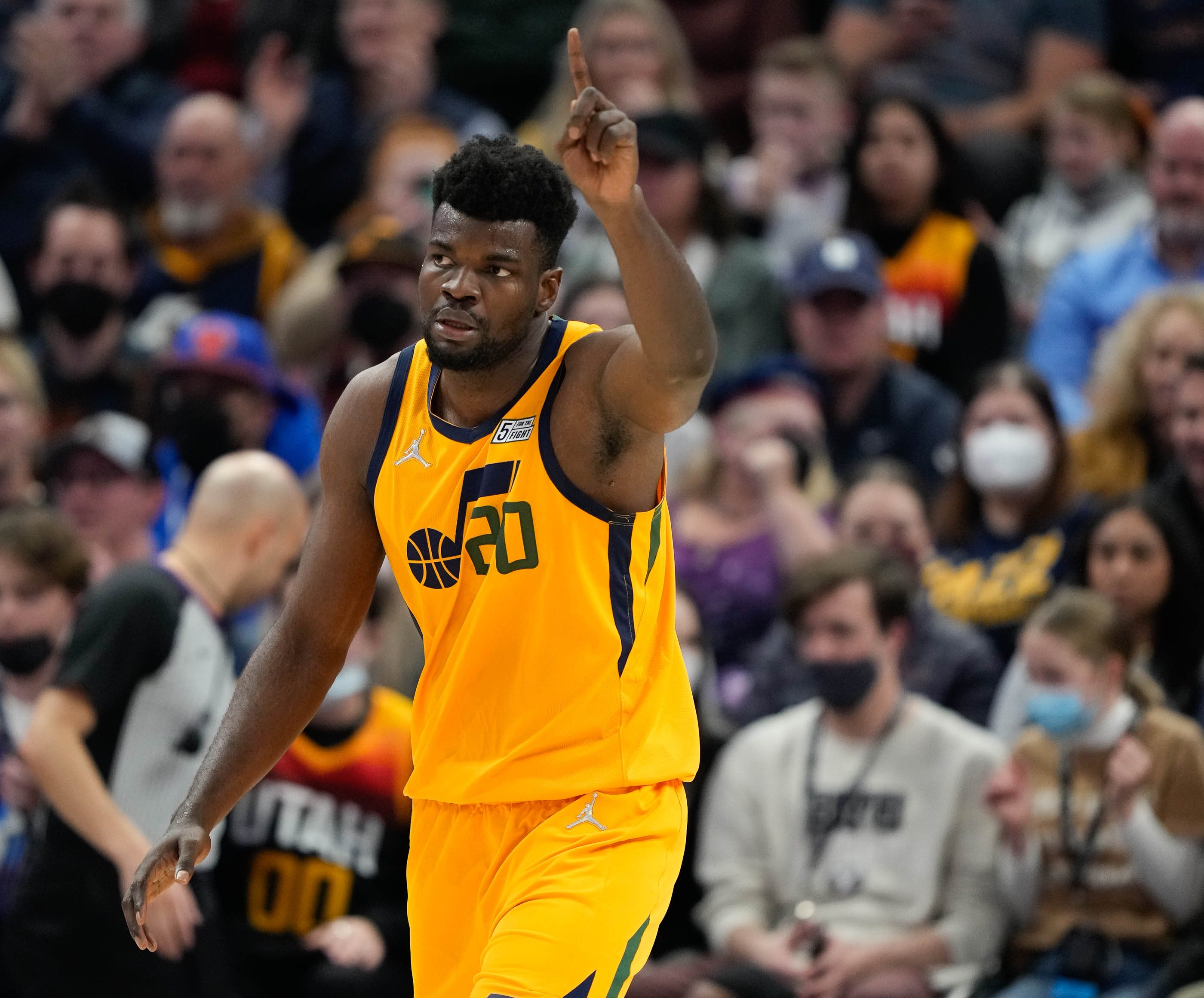 Utah Jazz's Udoka Azubuike suffers another right ankle injury in