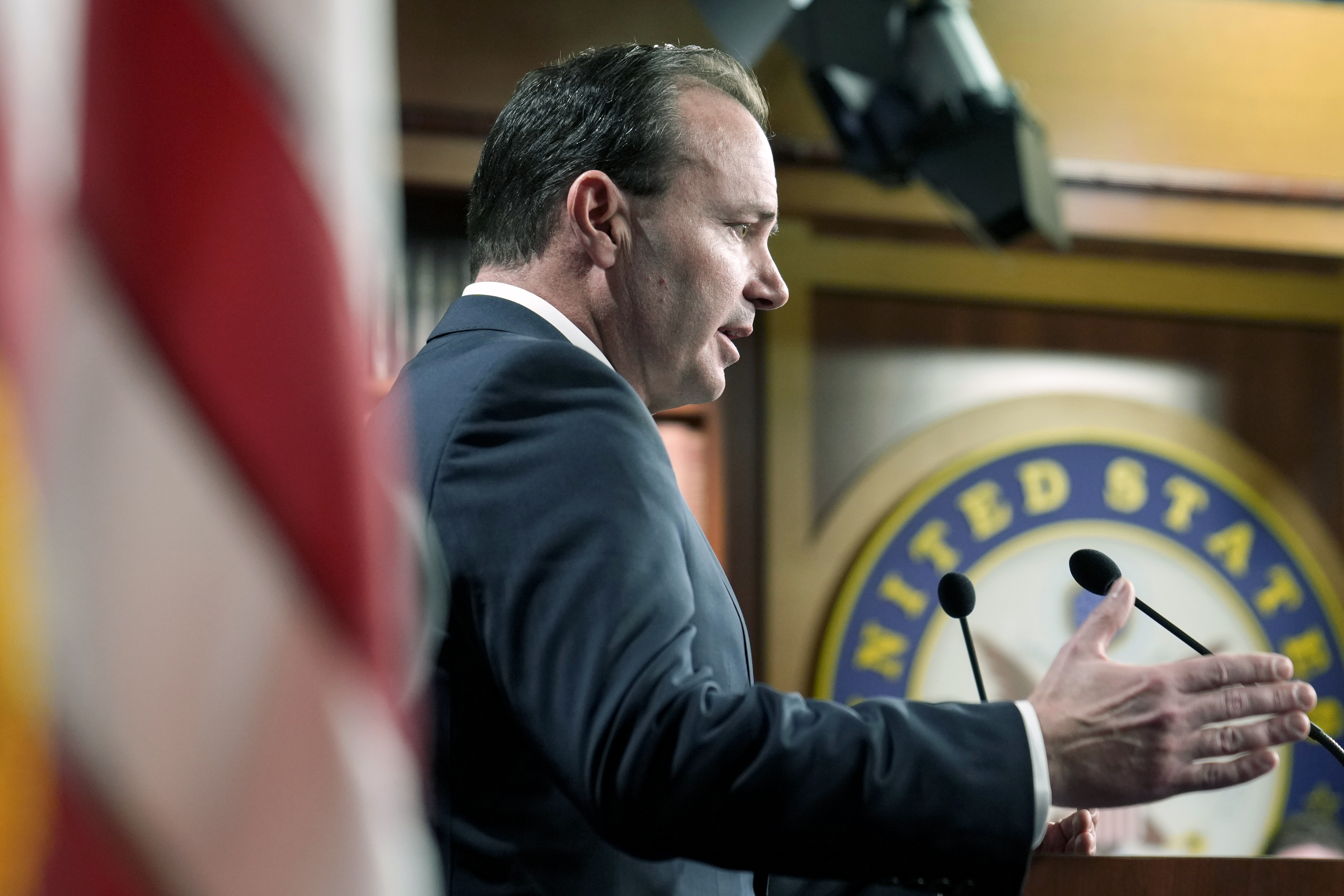 How Utah Sen. Mike Lee tried to make the scheme to overturn Trump's  election loss fit the Constitution