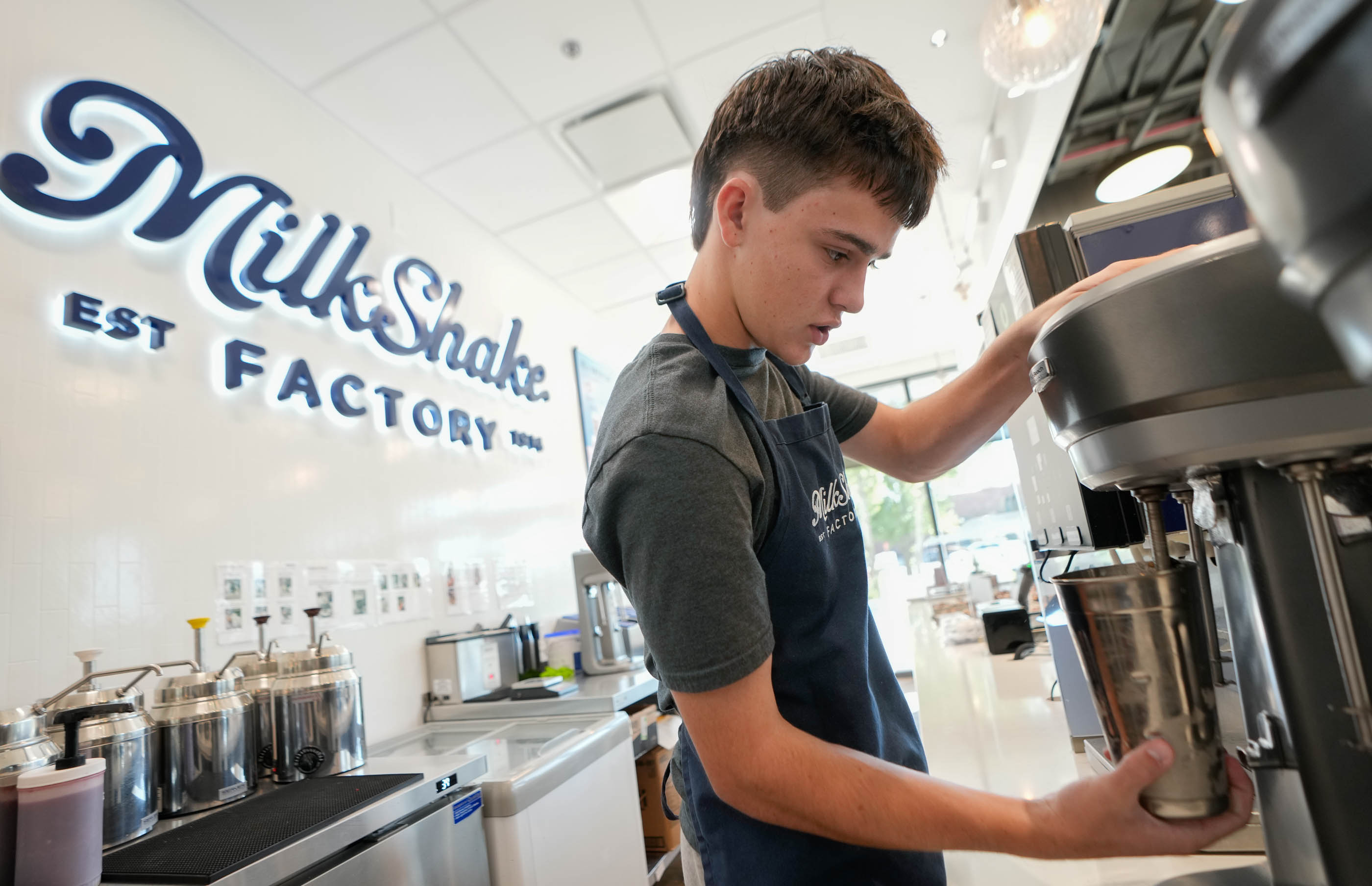 We all scream for ice cream: A milkshake shop opens in Holladay