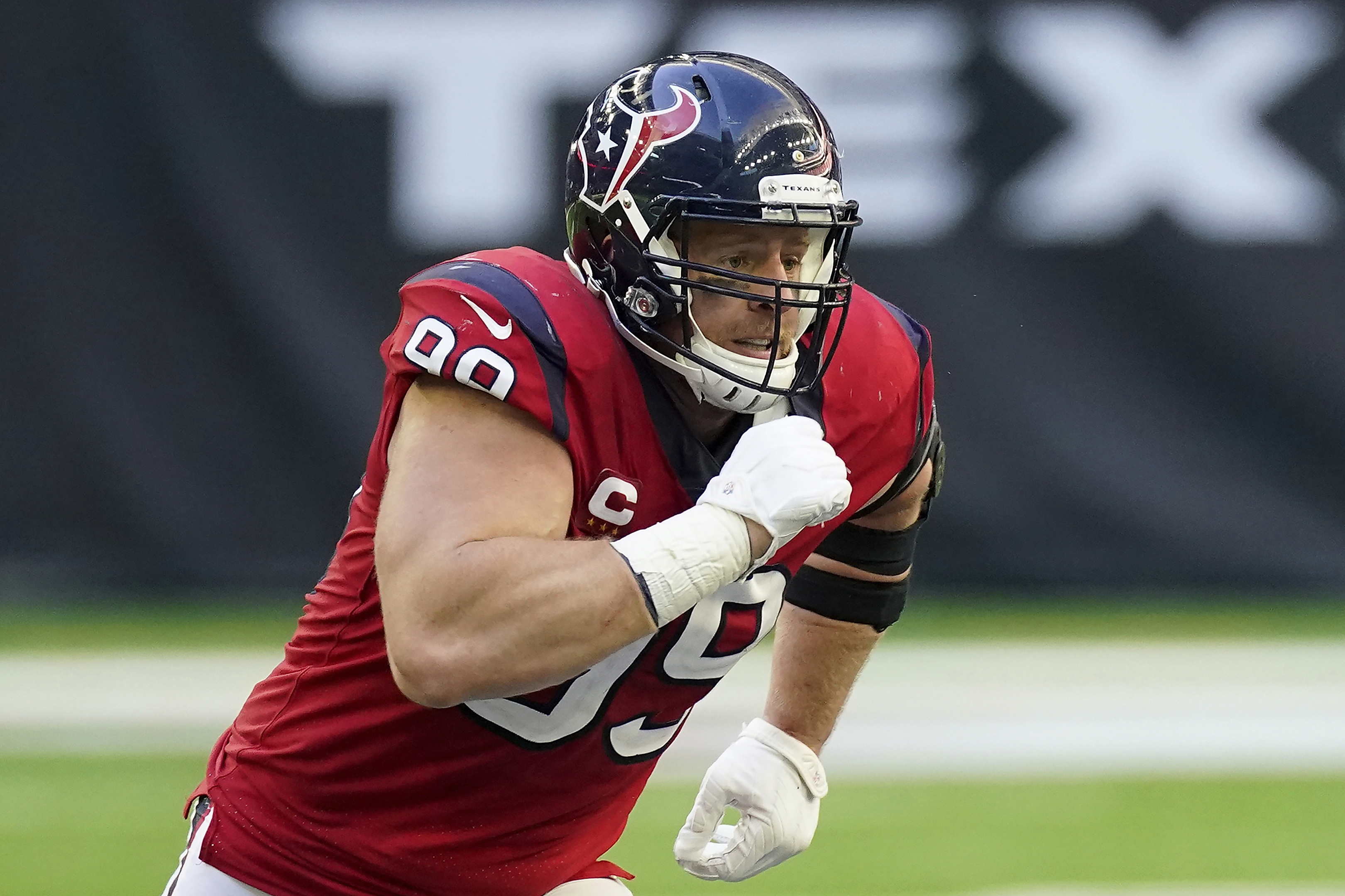 NFL - Cardinals signing J.J. Watt to two-year, $31M deal