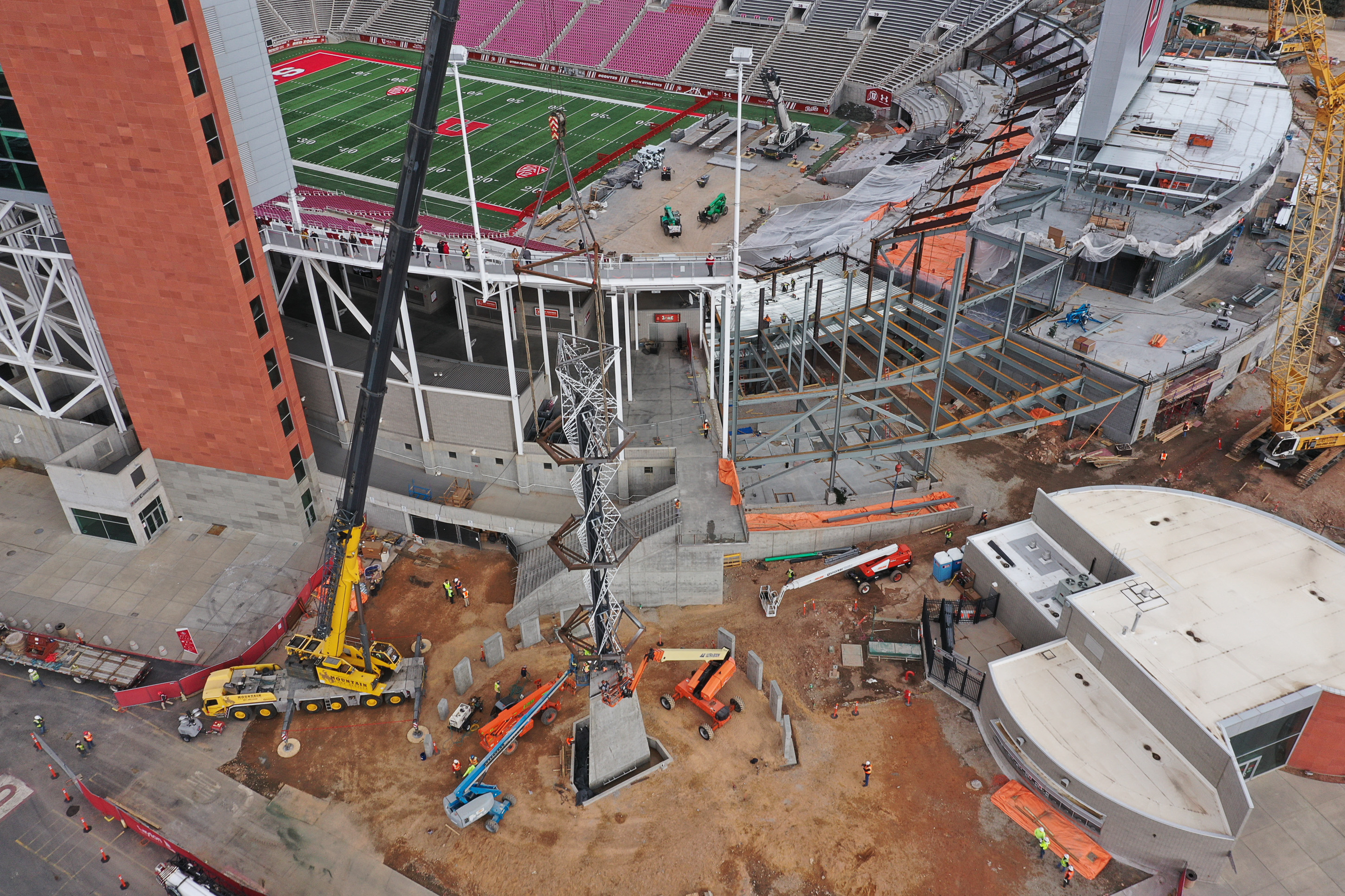 How Was this Incredible Stadium Constructed? 