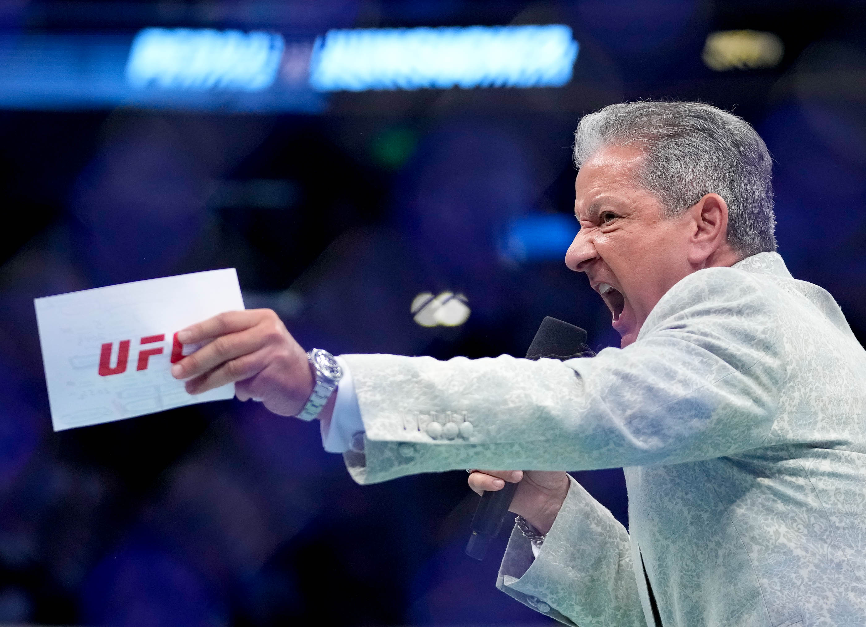 UFC 273: O maior evento de MMA do mundo aterrissa na Flórida com duas  disputas de cinturão - Blog Venum