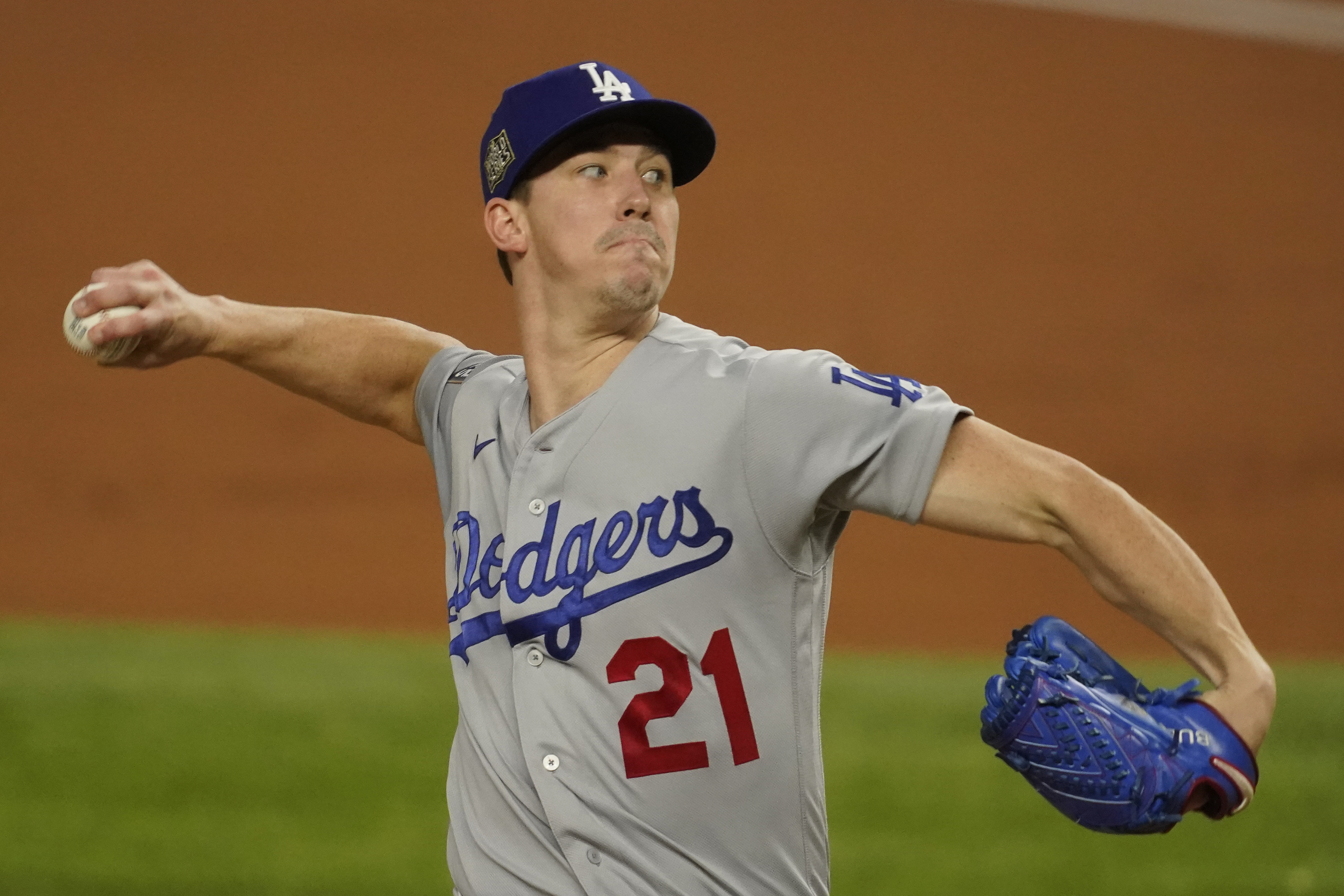 Fernando Valenzuela dominant as reliever in debut season