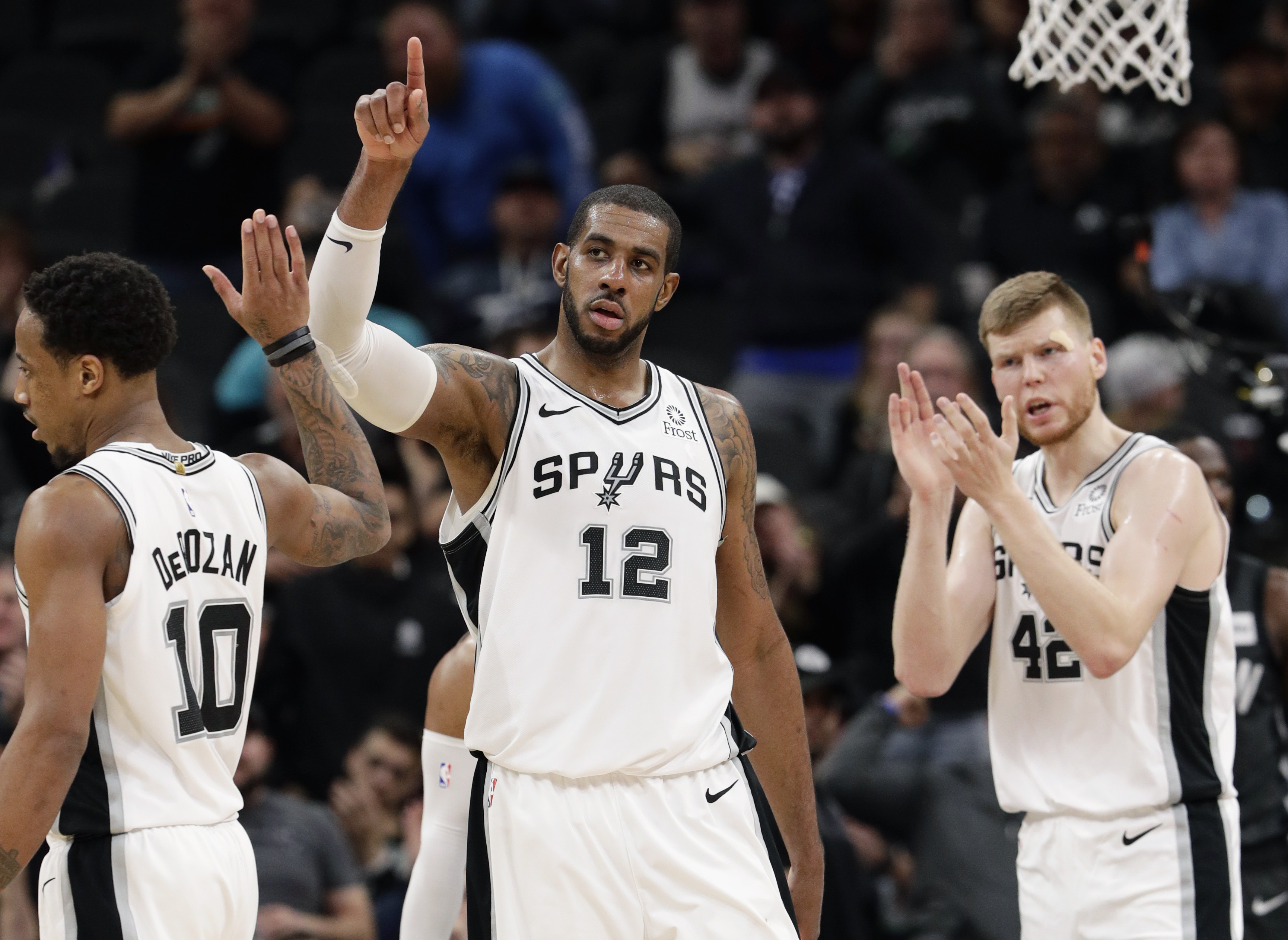 LaMarcus Aldridge retires from NBA basketball due to an irregular