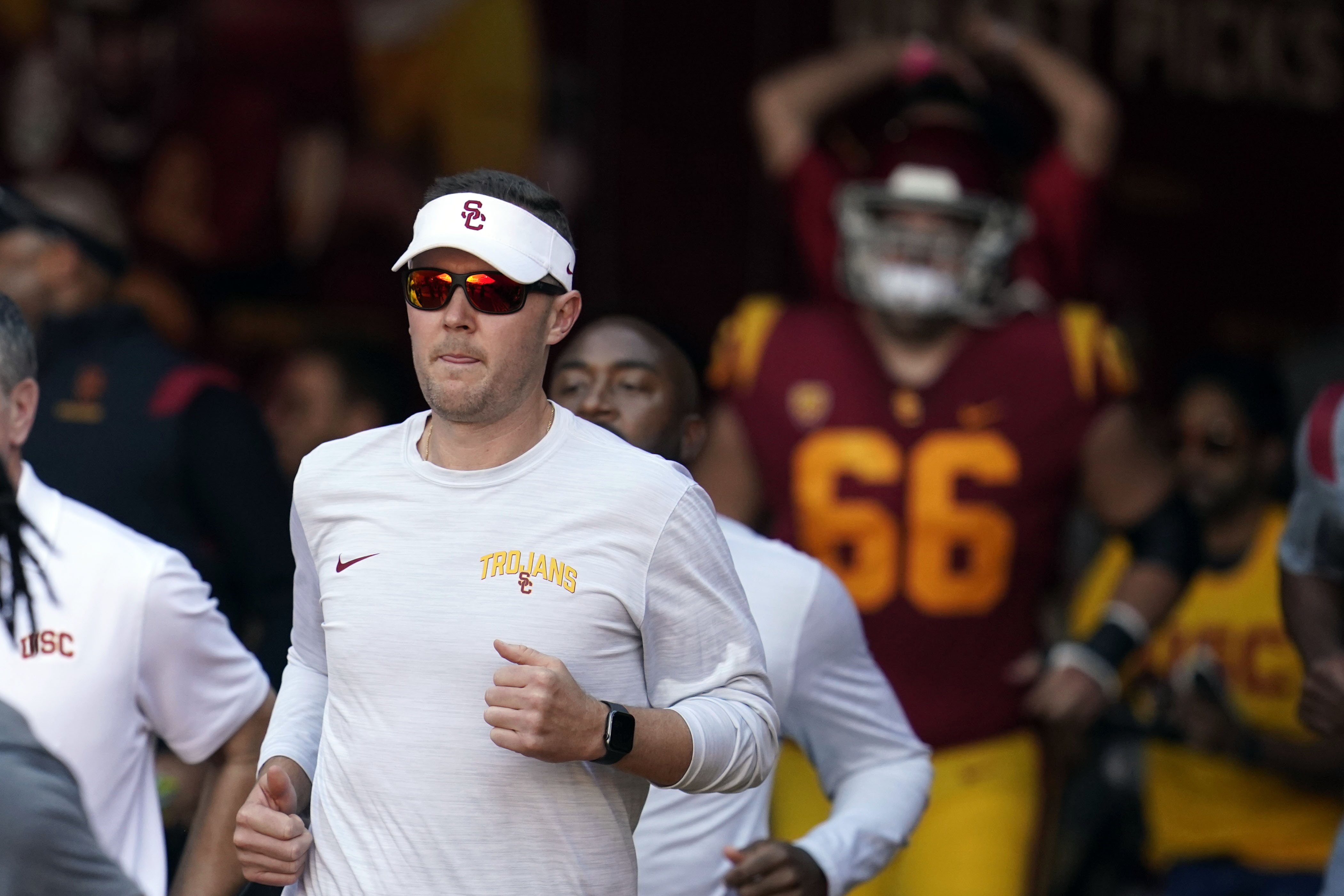 Lincoln Riley makes USC starting QB decision