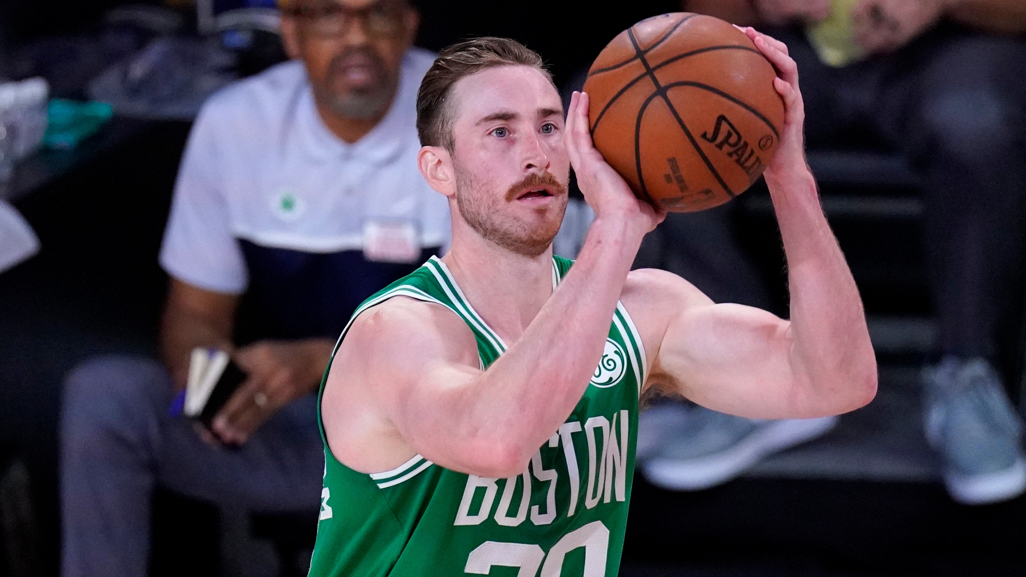 Charlotte Hornets sign ex-Boston Celtic Gordon Hayward