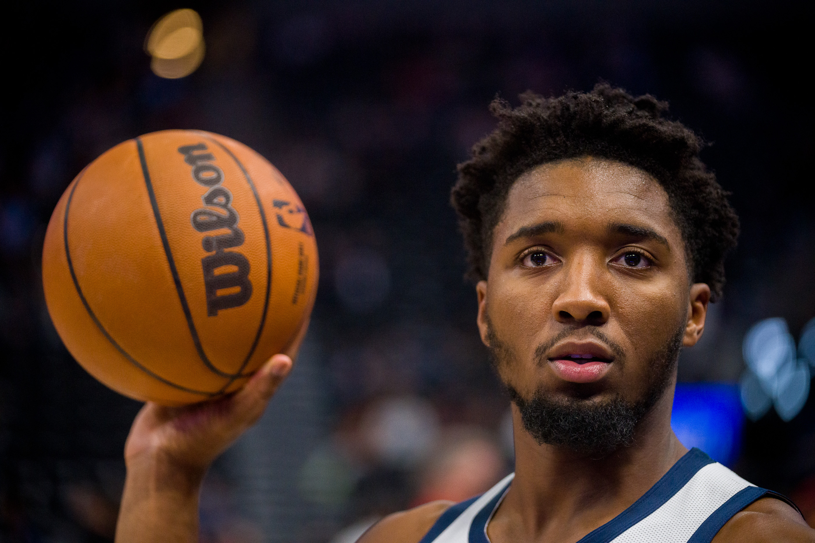 WATCH: Utah Jazz star Donovan Mitchell takes batting practice at