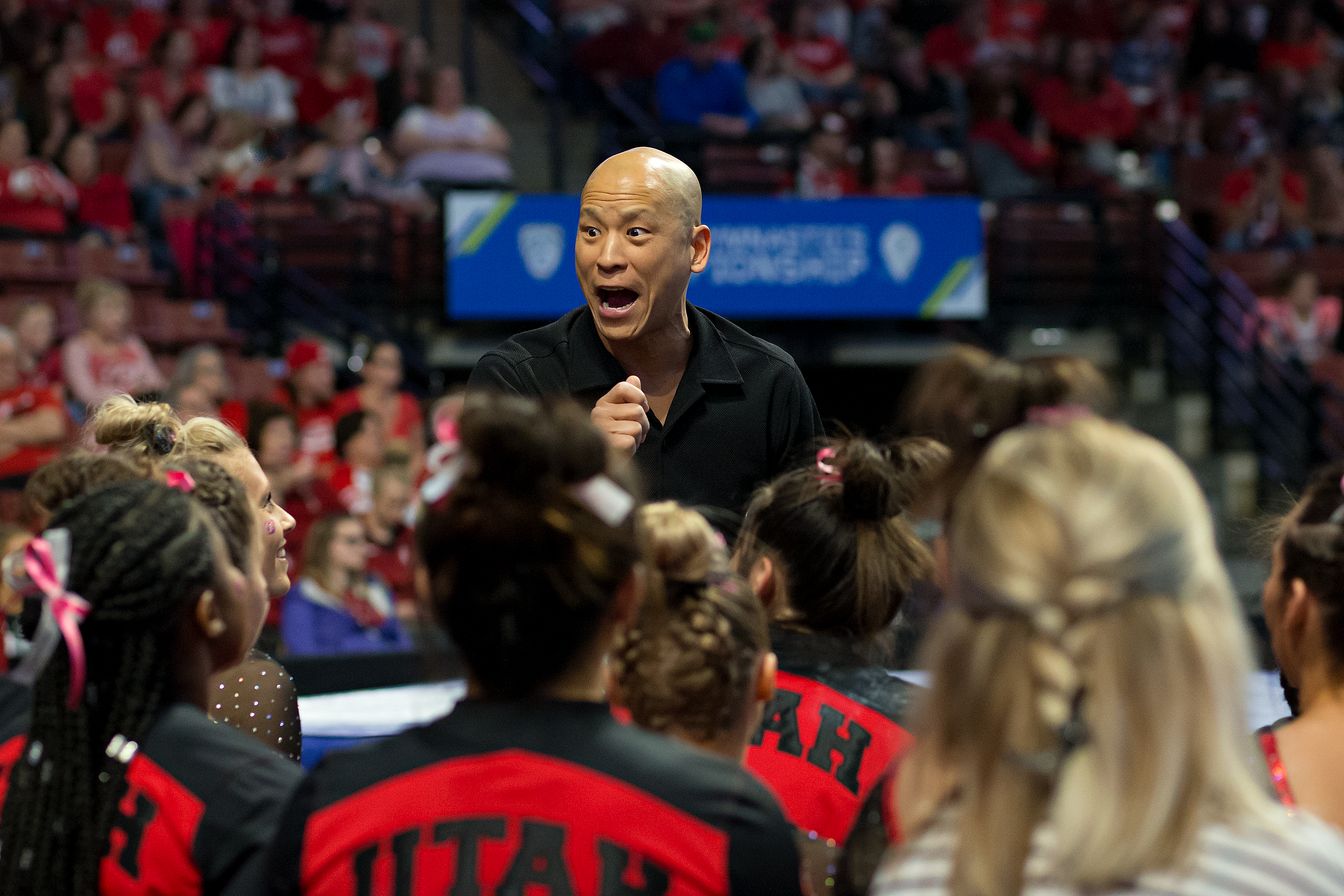 Utah's Tom Farden and UCLA's Chris Waller: New coaches finding different  ways to lead 'old guard' gymnastics programs