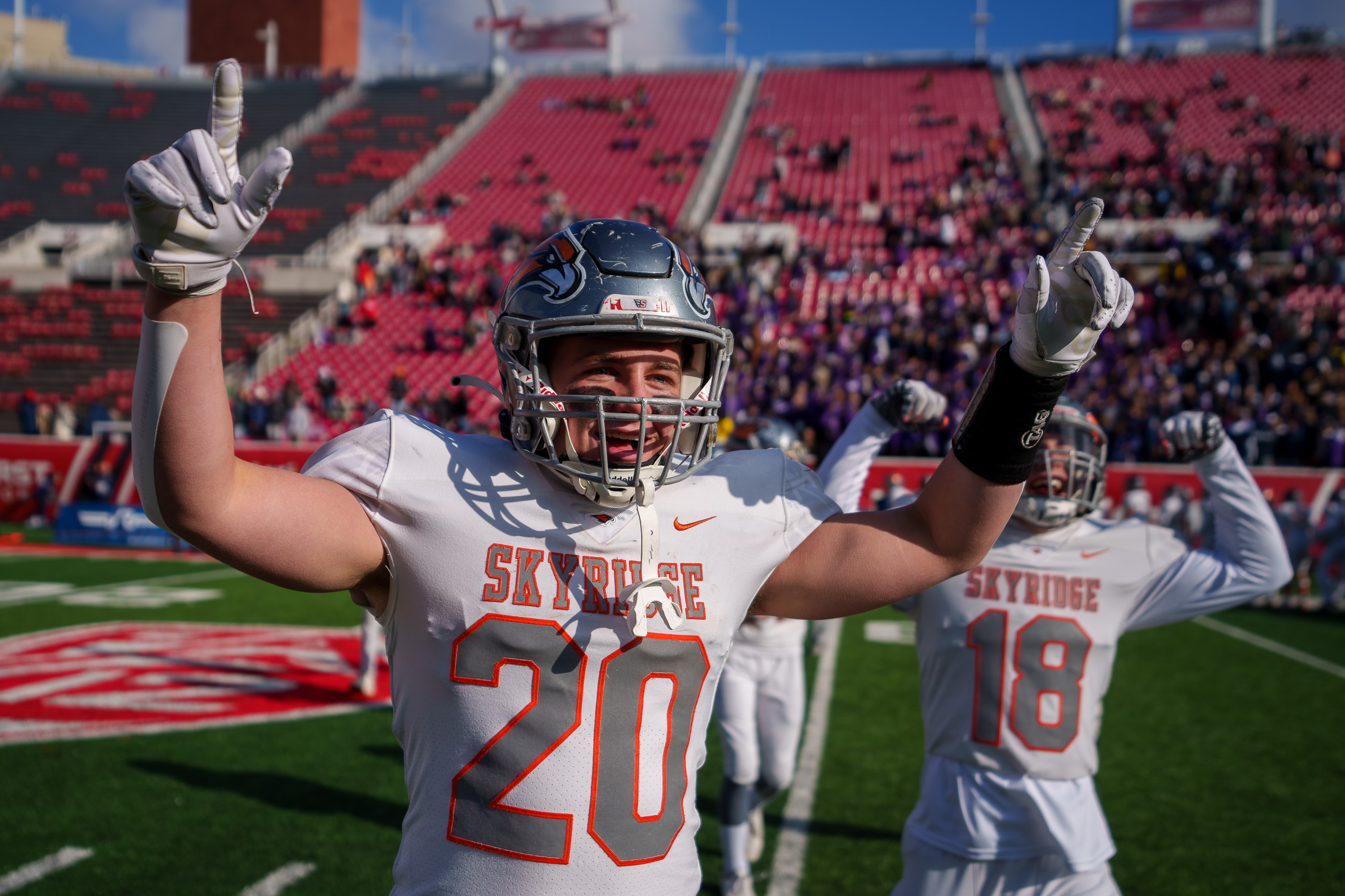 Skyridge Falcons soar to the first football state championship