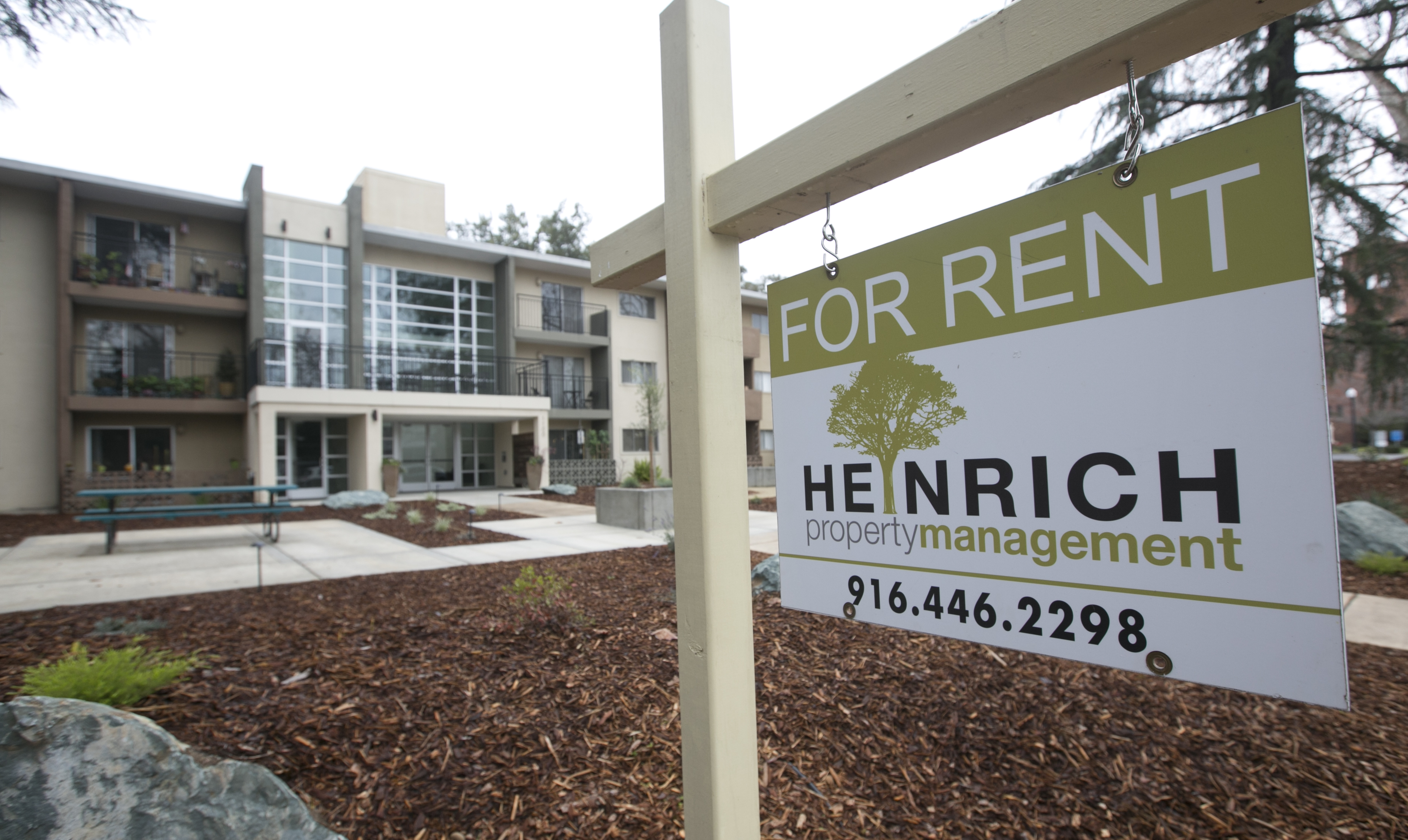 here s a list of the most important things to look out for before you sign a rental agreement