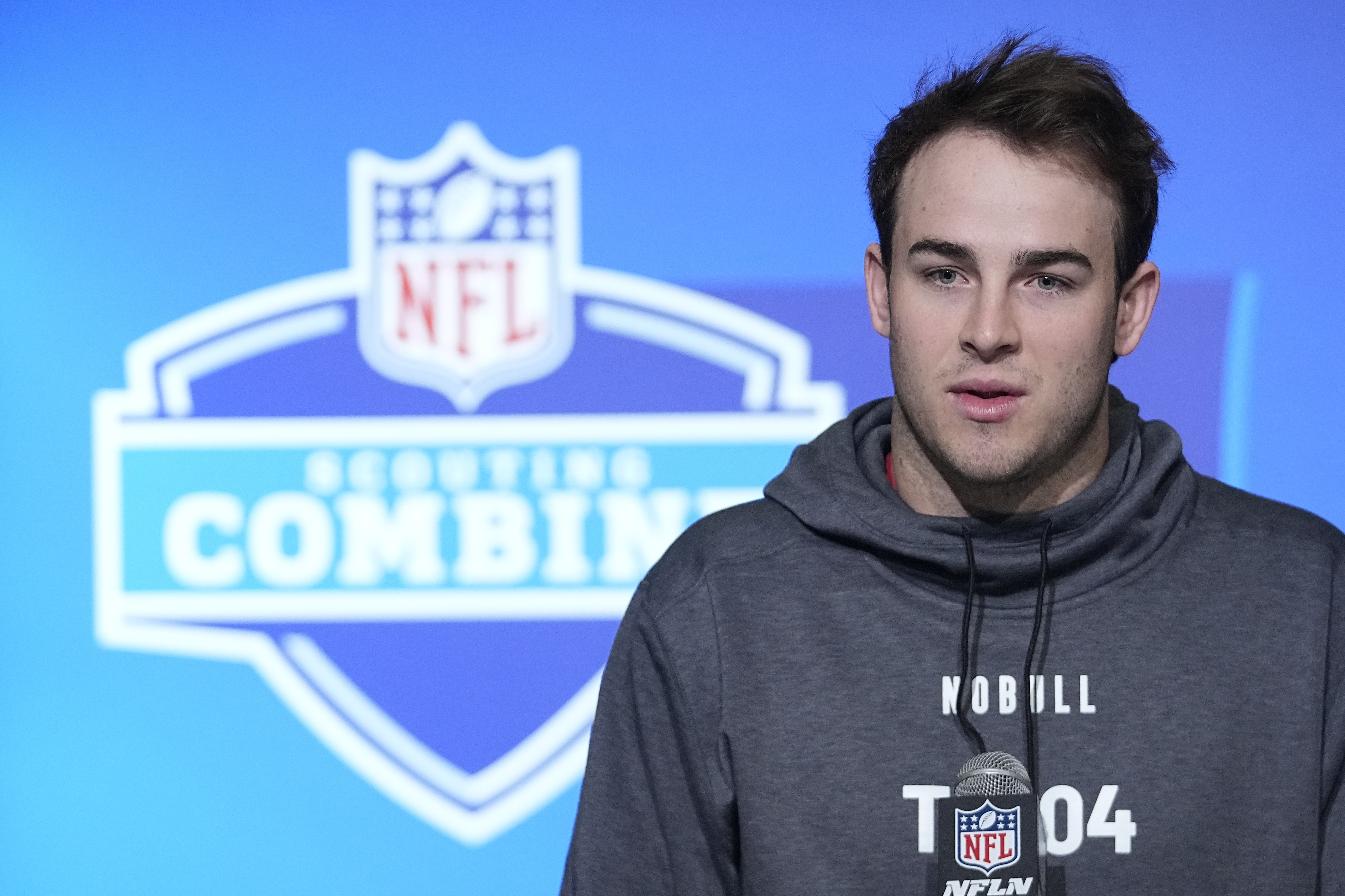 At NFL combine, college experience seen as a winning play