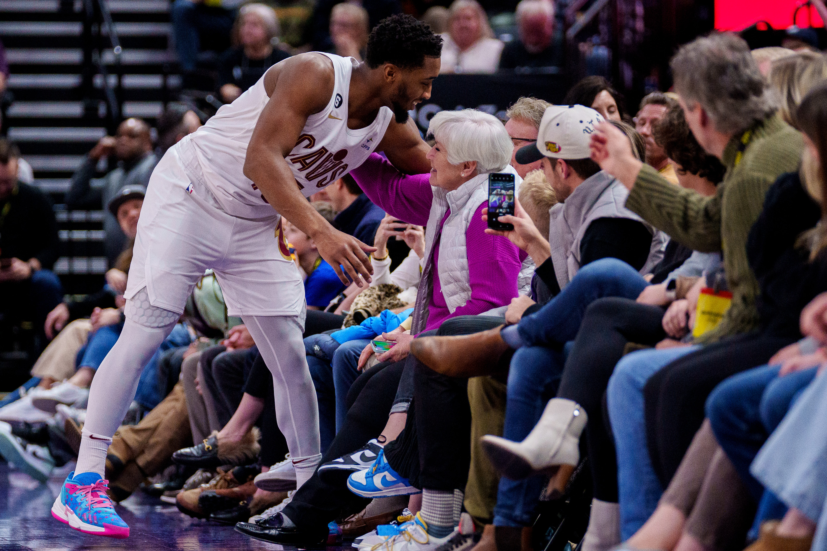 Donovan Mitchell: The beginning of a Jazz romance. • Salt Lake Magazine