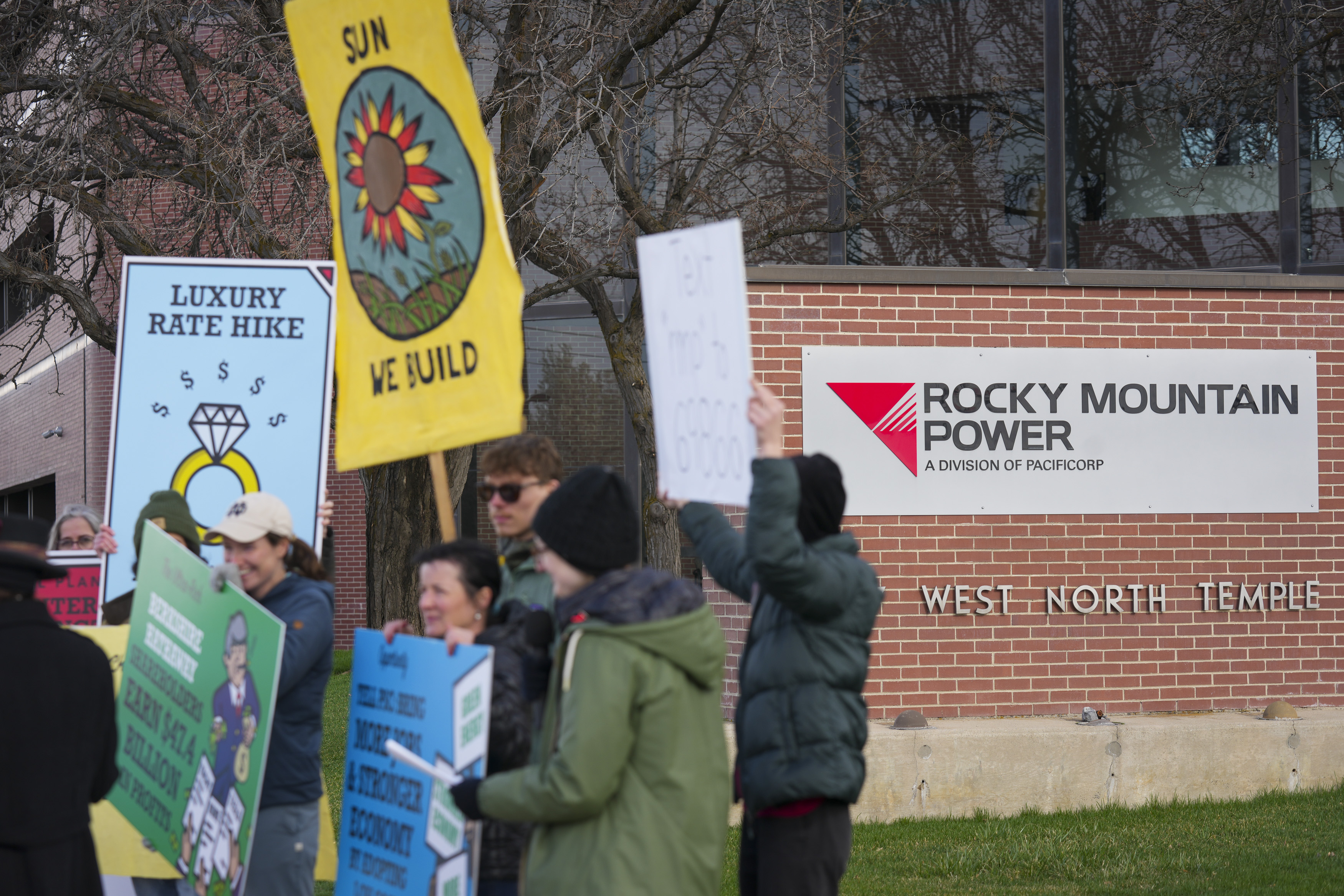 sltrib.com - Letter: If you are committed to Utah's future, I urge you to oppose RMP's energy proposal