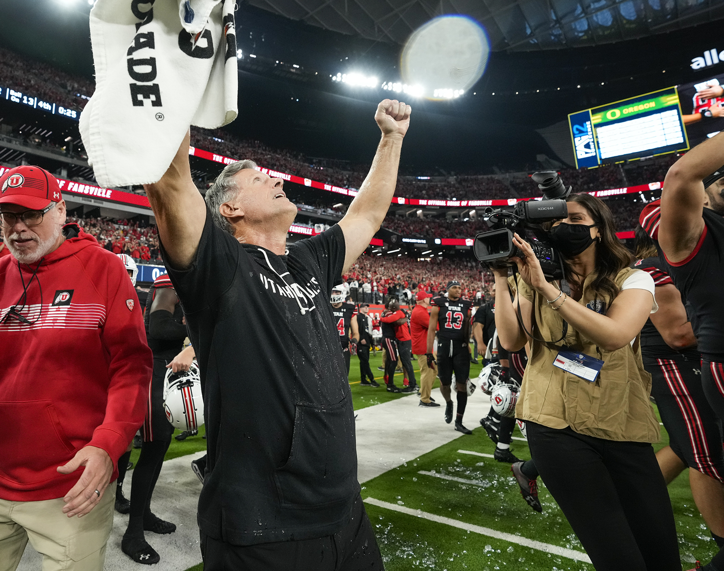 Former BYU Star Refuses To Sign Utah Utes Hat At Falcons Camp