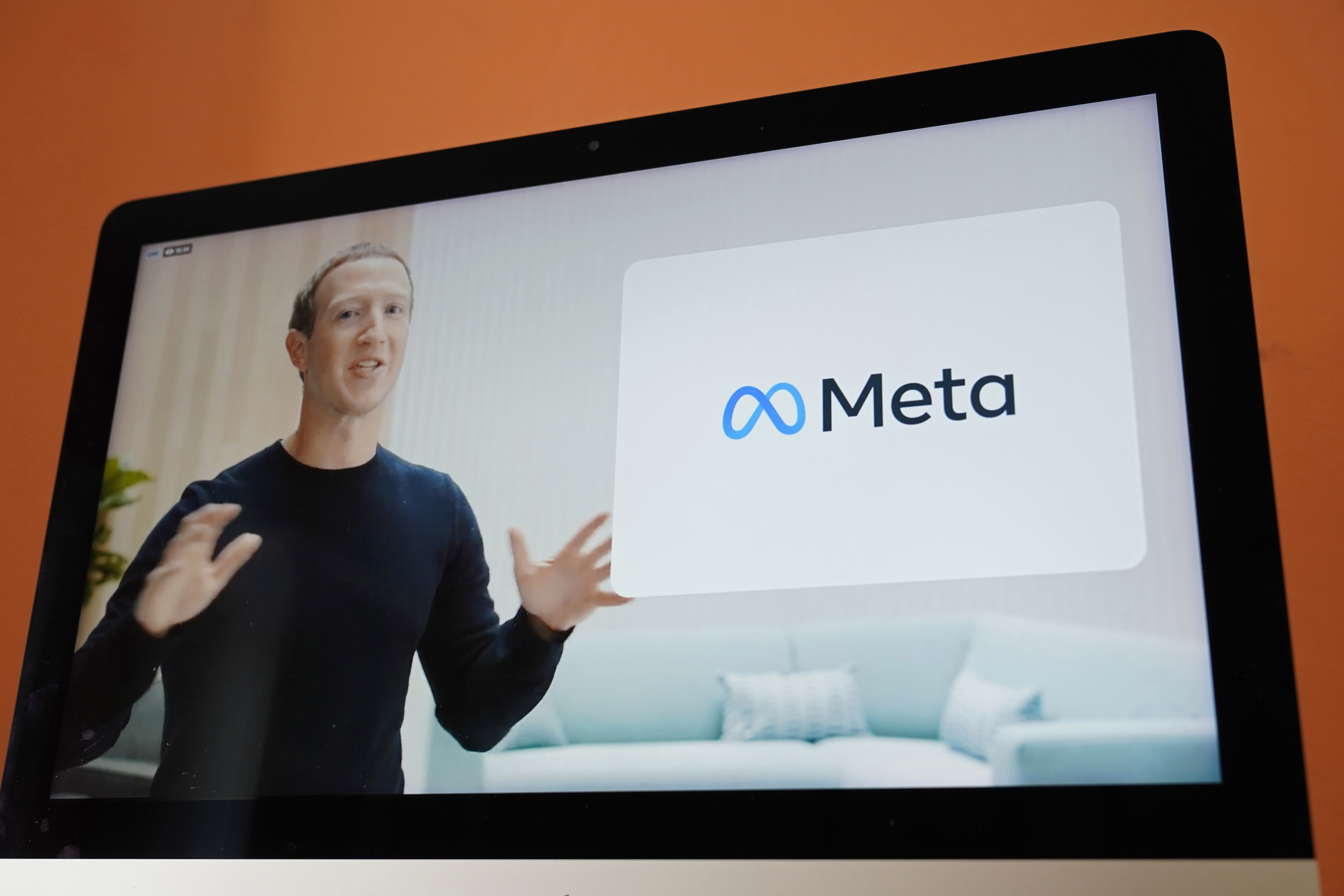 Zuckerberg teases more of Meta's metaverse 