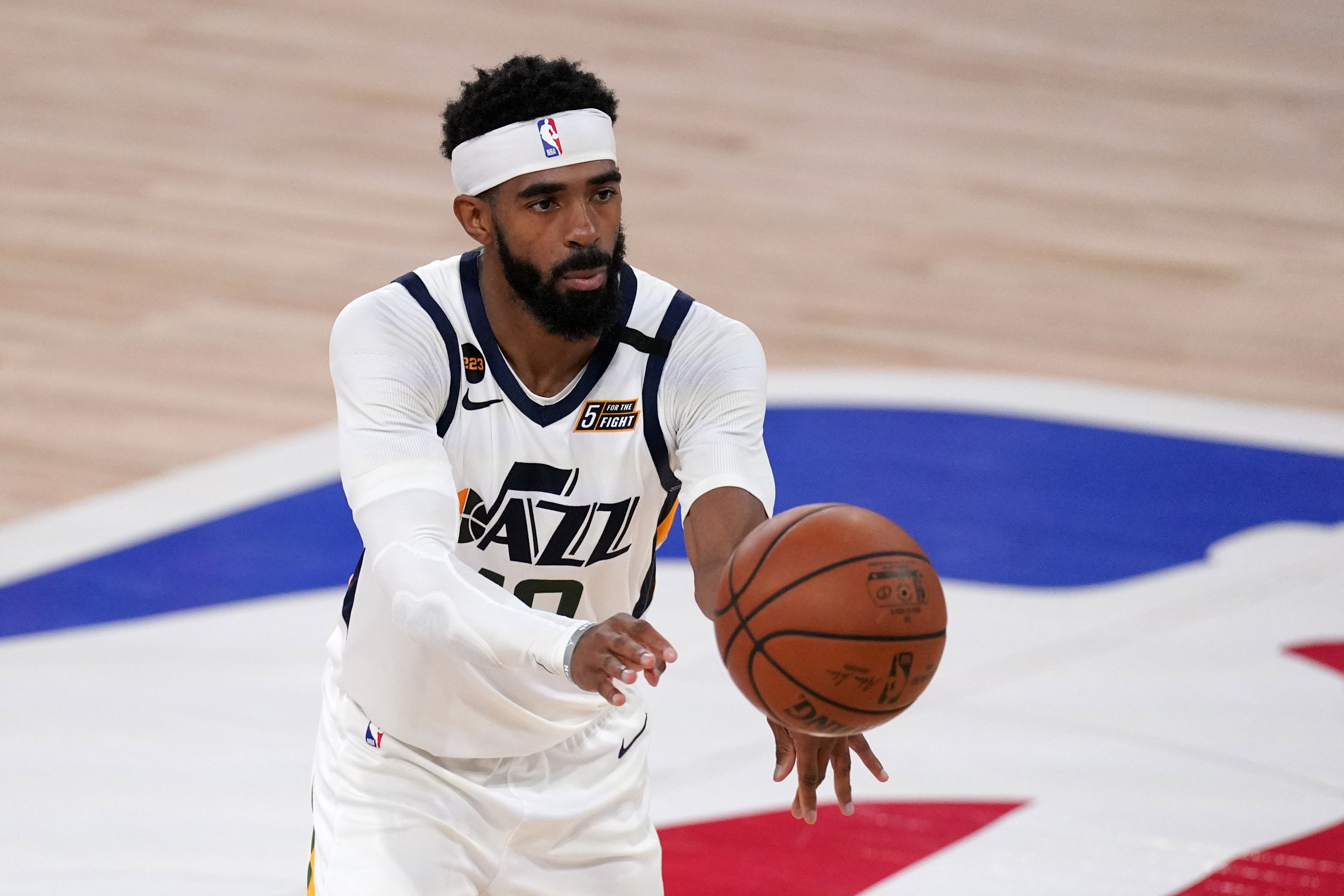 Mike Conley declines early termination option, will return to Utah Jazz