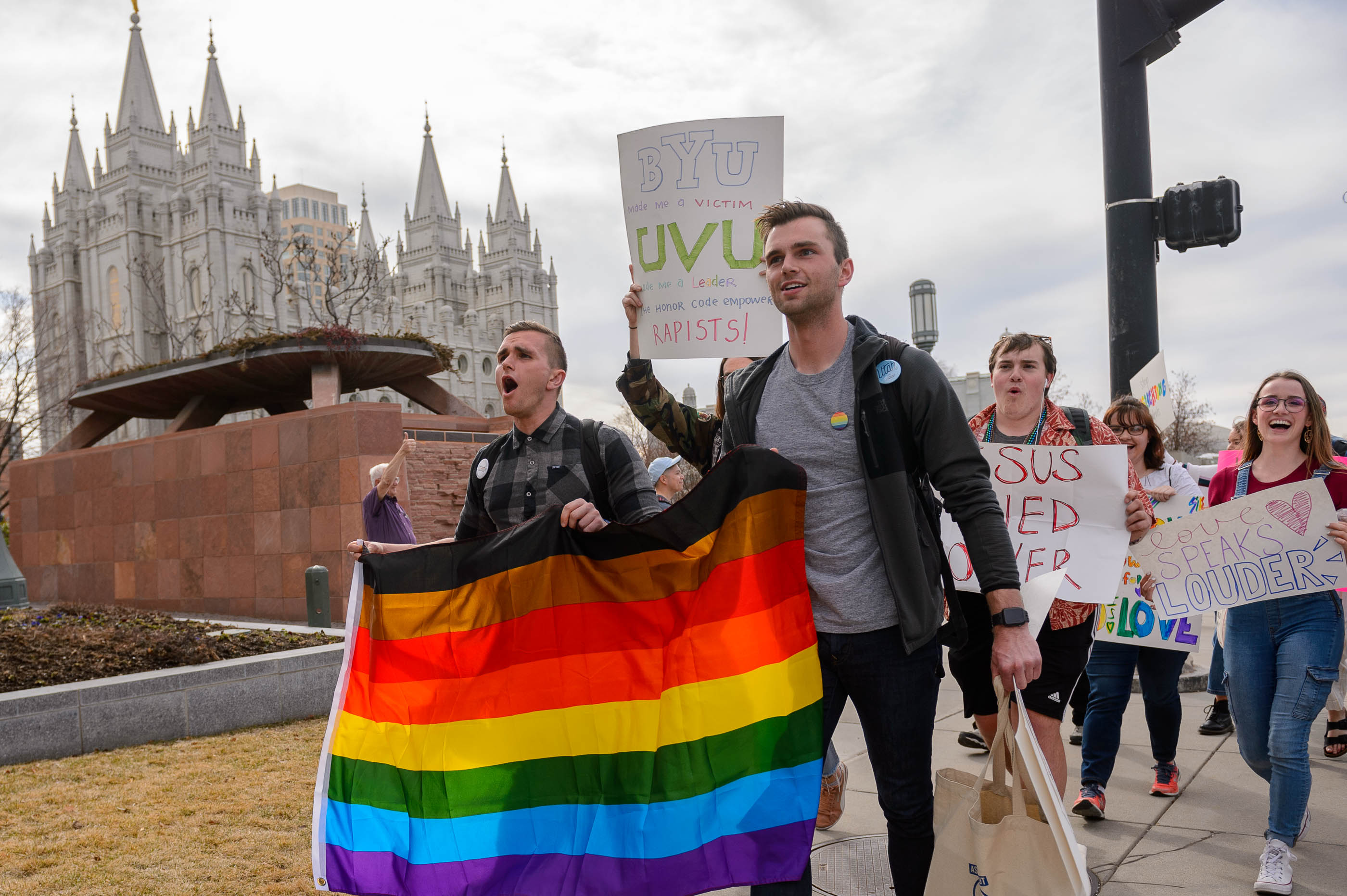 Alunos da BYU Protestam Políticas da Igreja