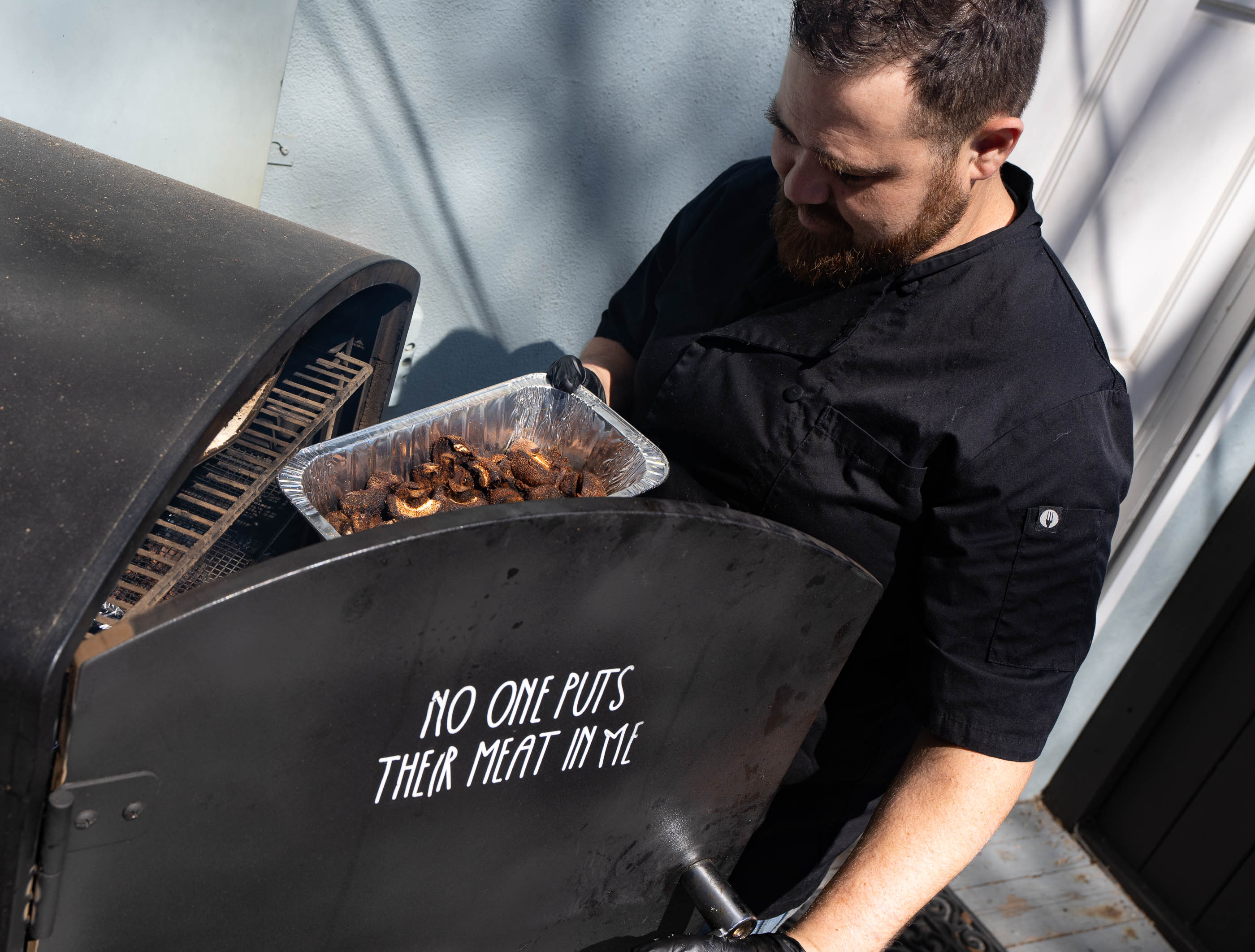 Francisco KjolsethChris Blatchford, a vegan pitmaster pic