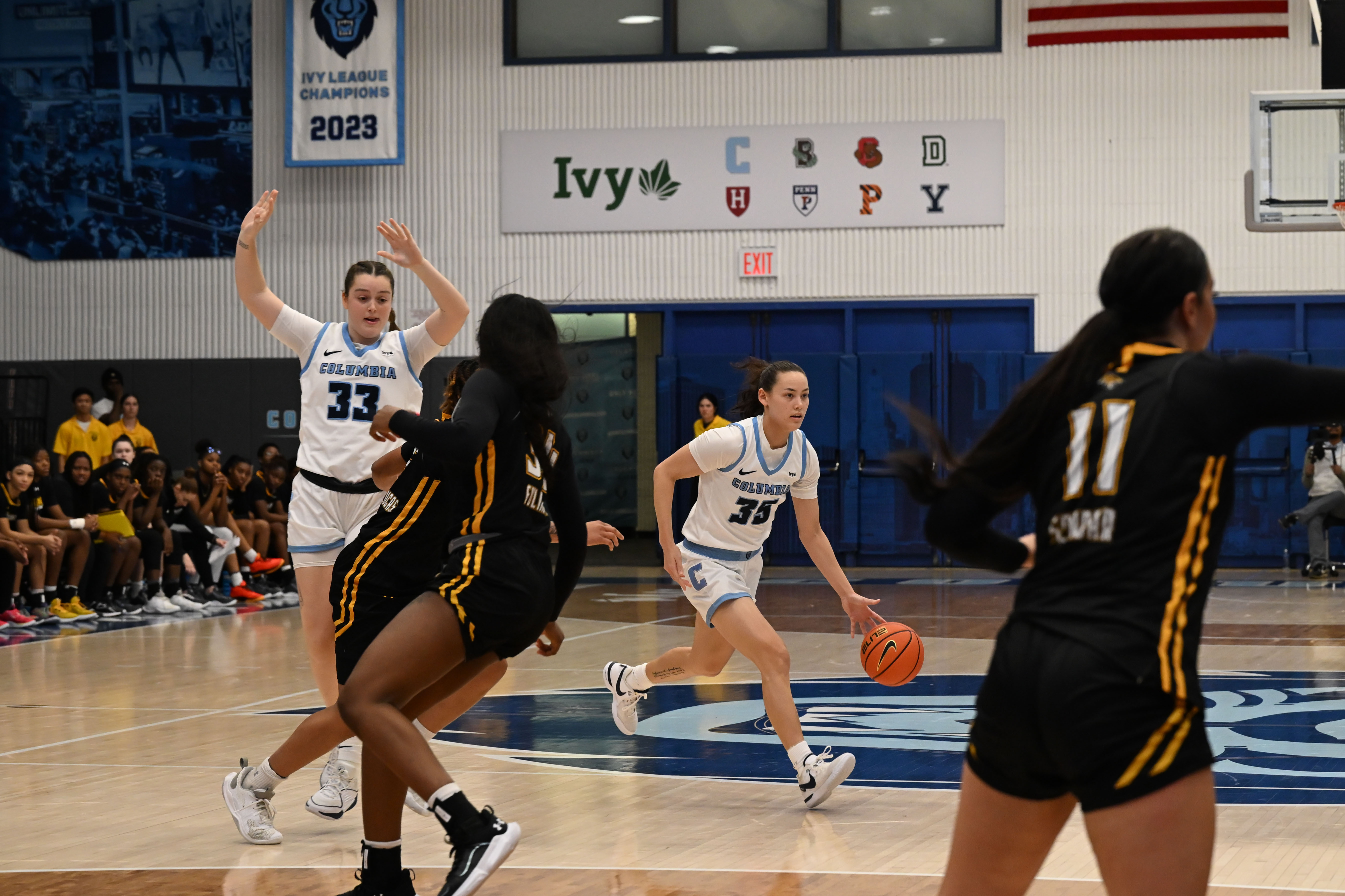 Women’s basketball gets back to winning ways, smashes Penn 85-55