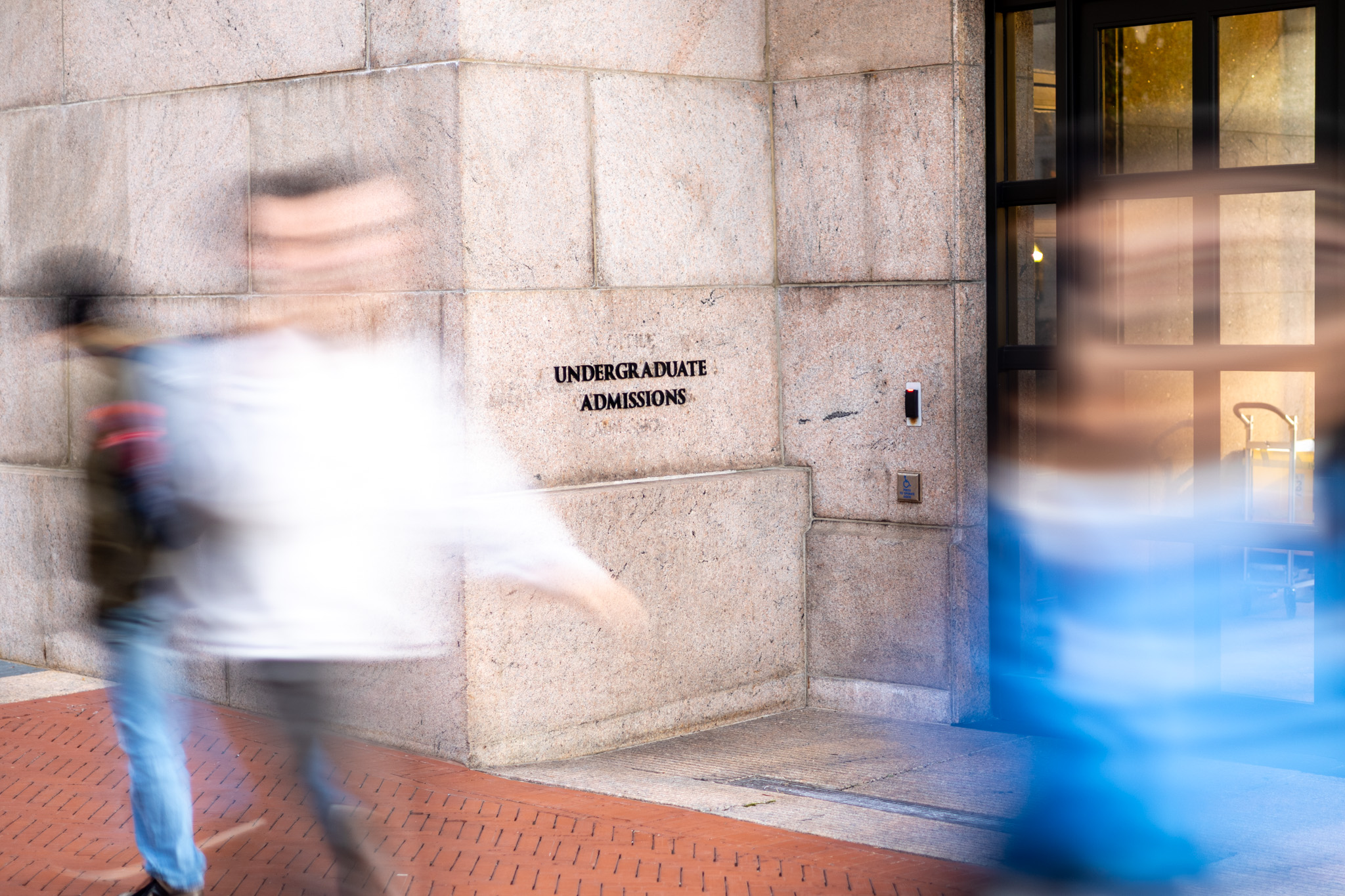 Columbia is the last Ivy League university to remain indefinitely test ...