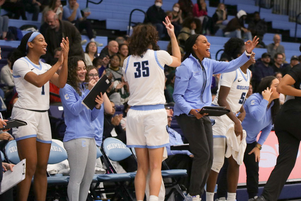 women's basketball 3 point line off