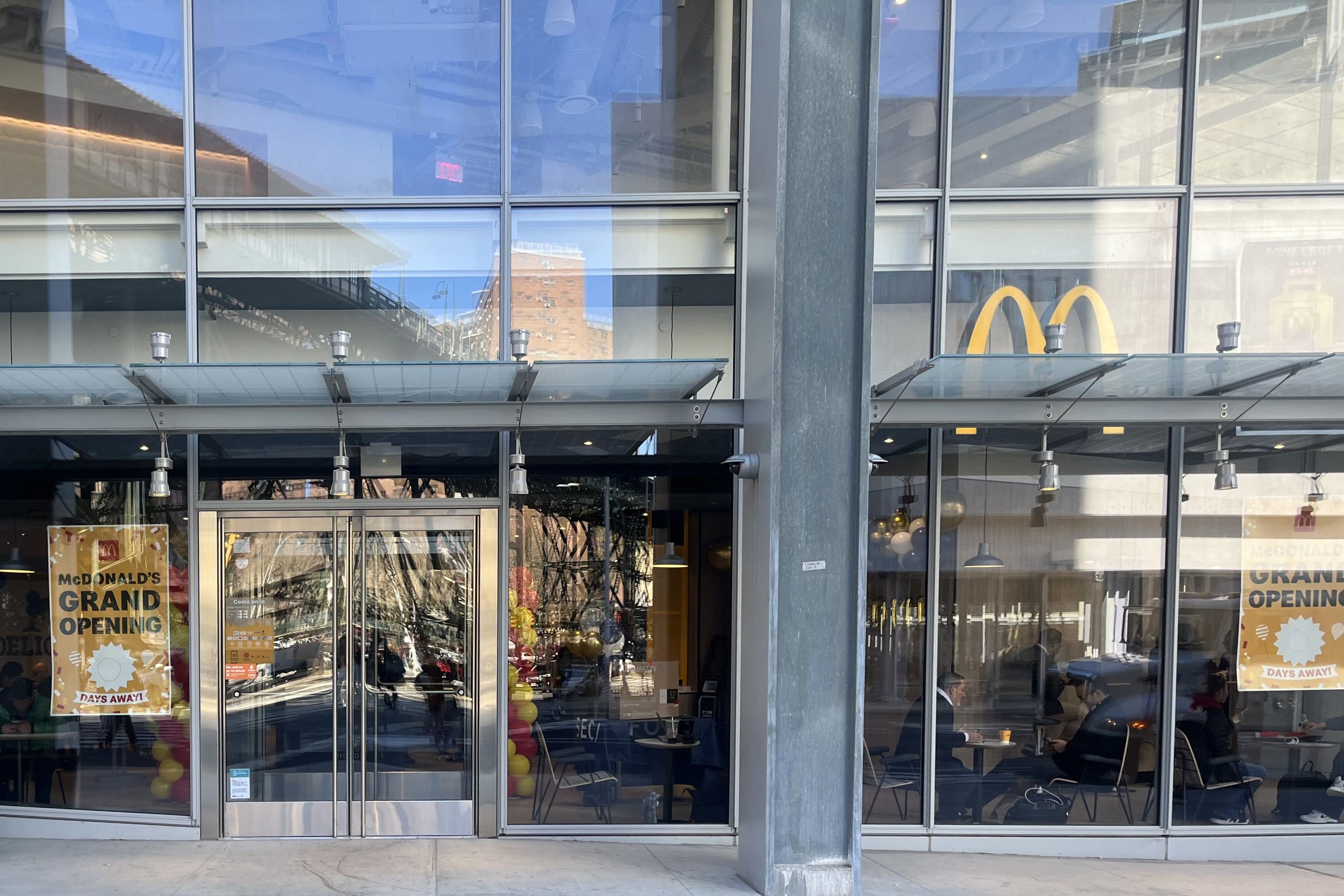 McDonald's returns to former Manhattanville location at 600 W