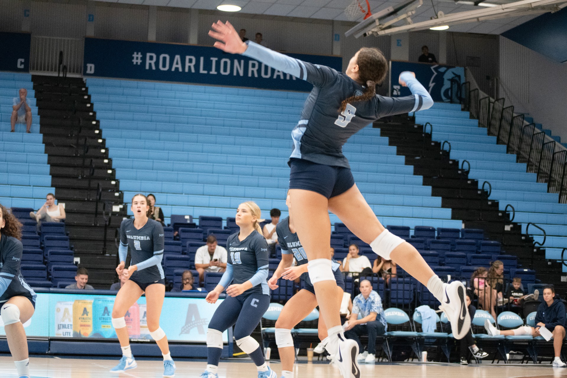 Volleyball experiences thunder at Red Storm Invitational